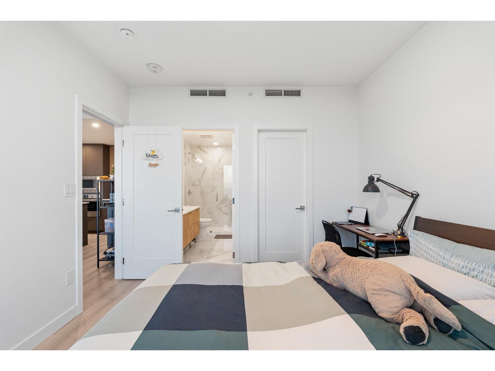 2701 8551 201 Street, Langley, British Columbia  V2Y 3Y5 - Photo 15 - R3083905