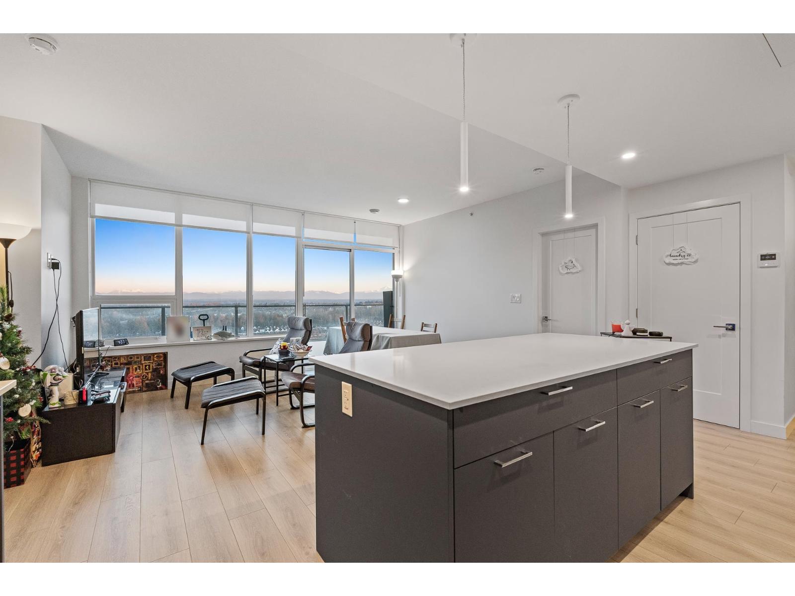 2701 8551 201 Street, Langley, British Columbia  V2Y 3Y5 - Photo 9 - R3083905