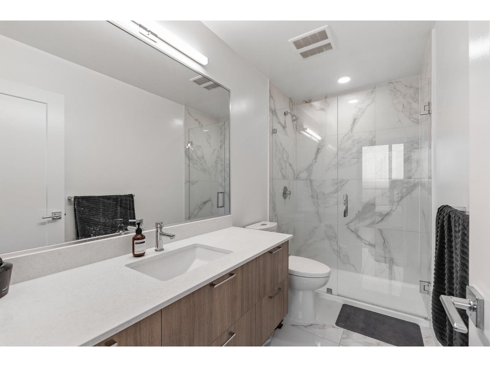 2701 8551 201 Street, Langley, British Columbia  V2Y 3Y5 - Photo 16 - R3083905