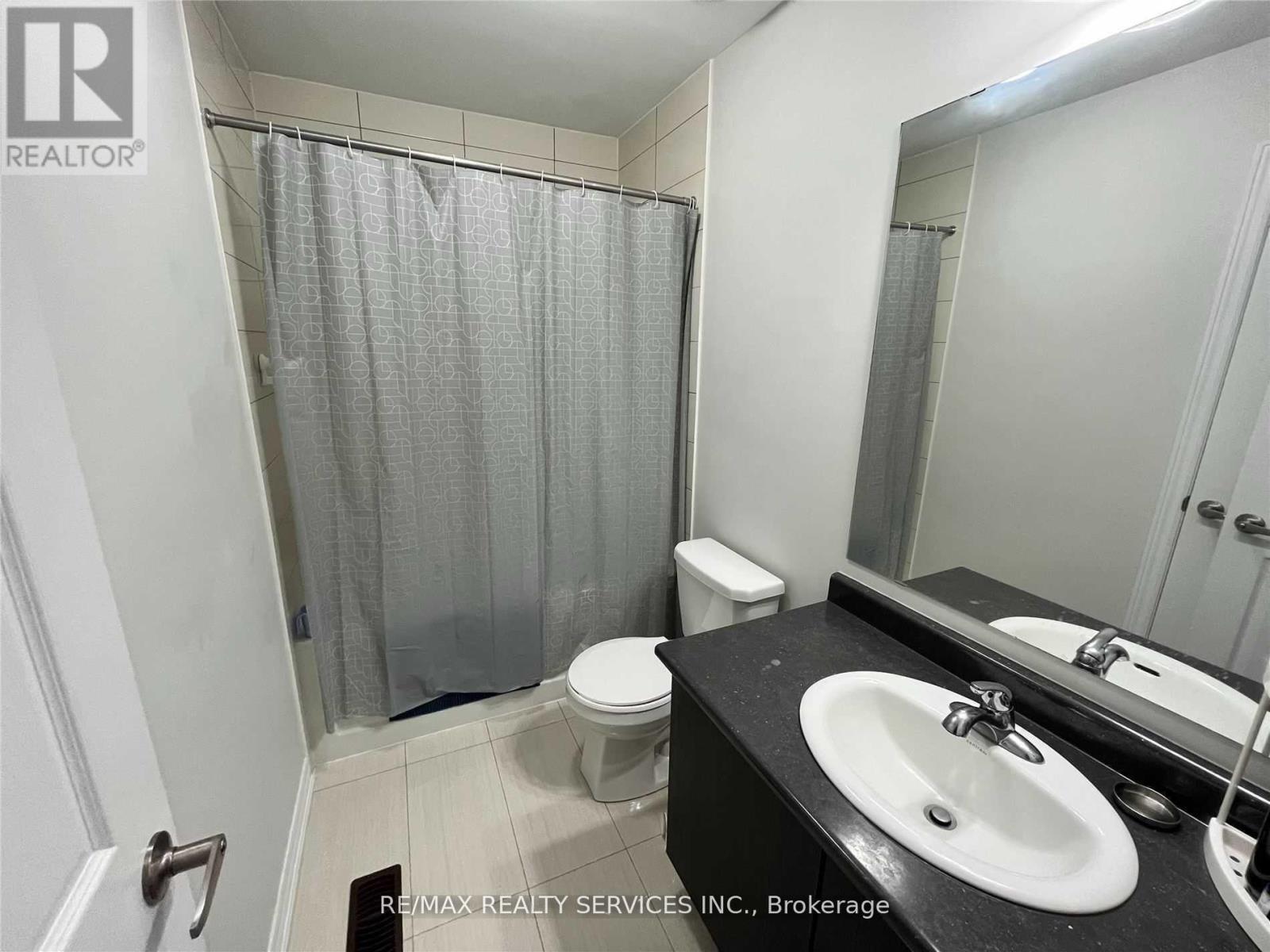 344 Bonnieglen Farm Boulevard, Caledon, Ontario  L7C 4E7 - Photo 11 - W12734224