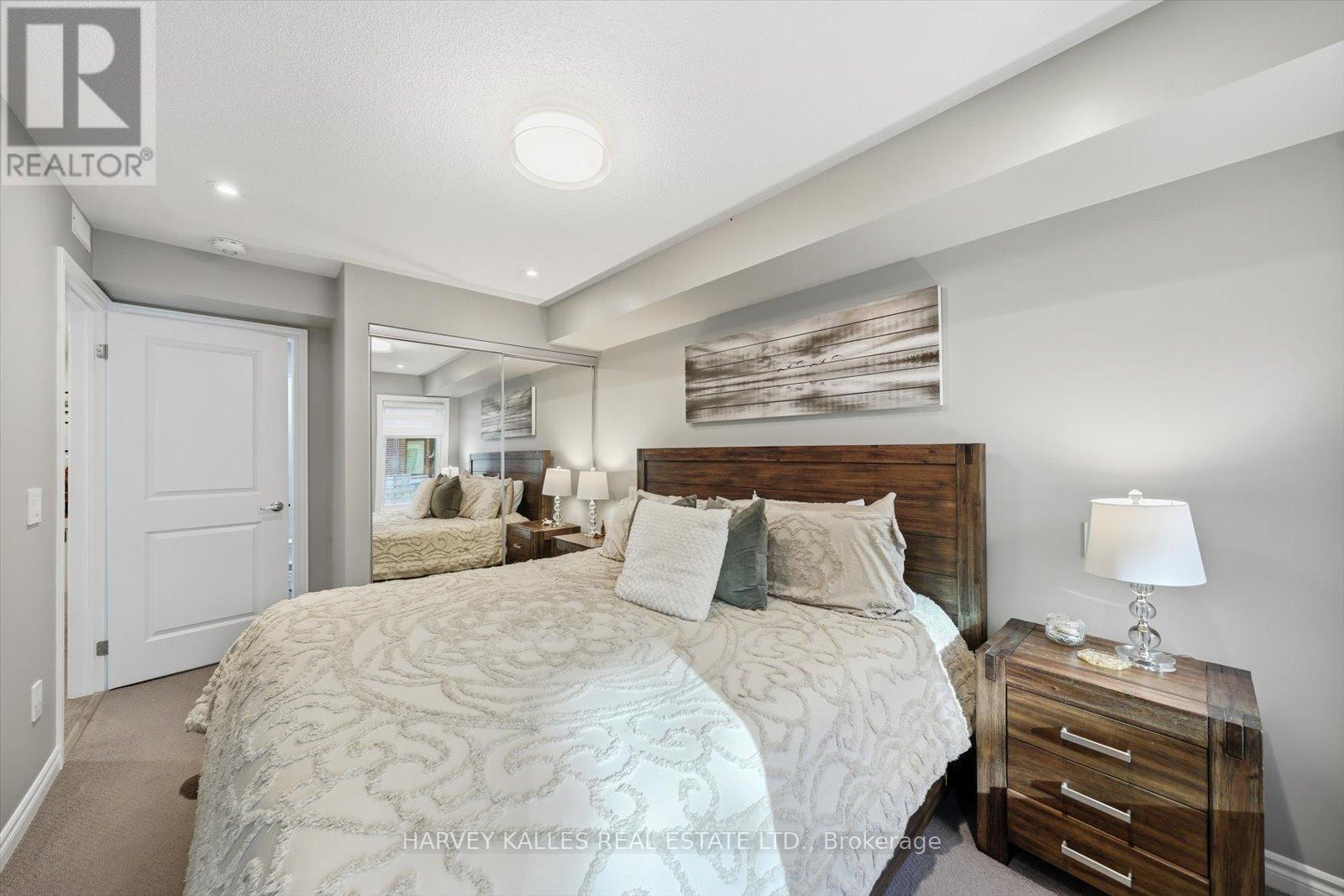 21 - 95 Eastwood Park Gardens, Toronto, Ontario  M8W 0B9 - Photo 10 - W12734230