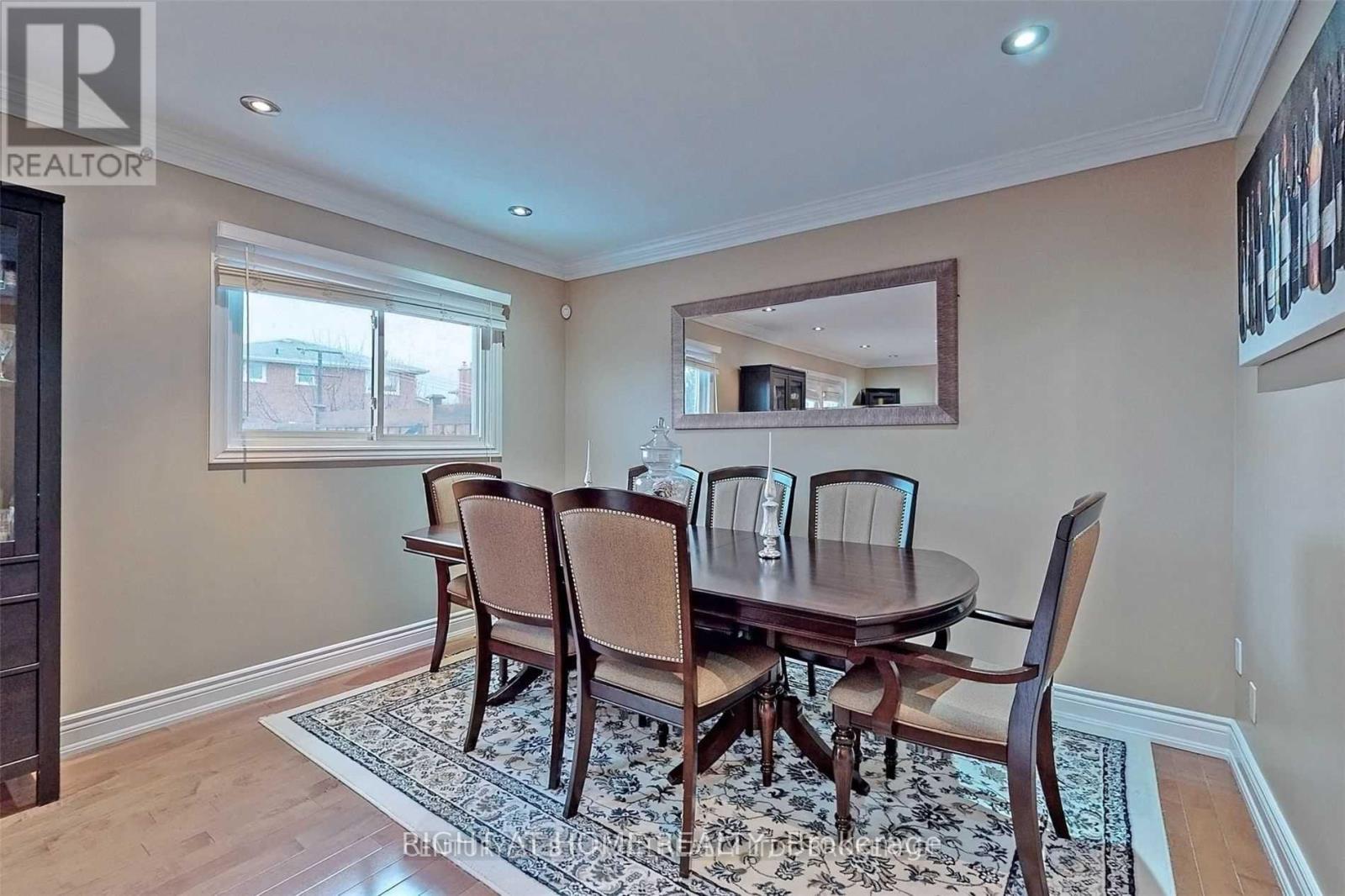 1658 Corkstone Glade, Mississauga, Ontario  L4W 2G1 - Photo 21 - W12734246