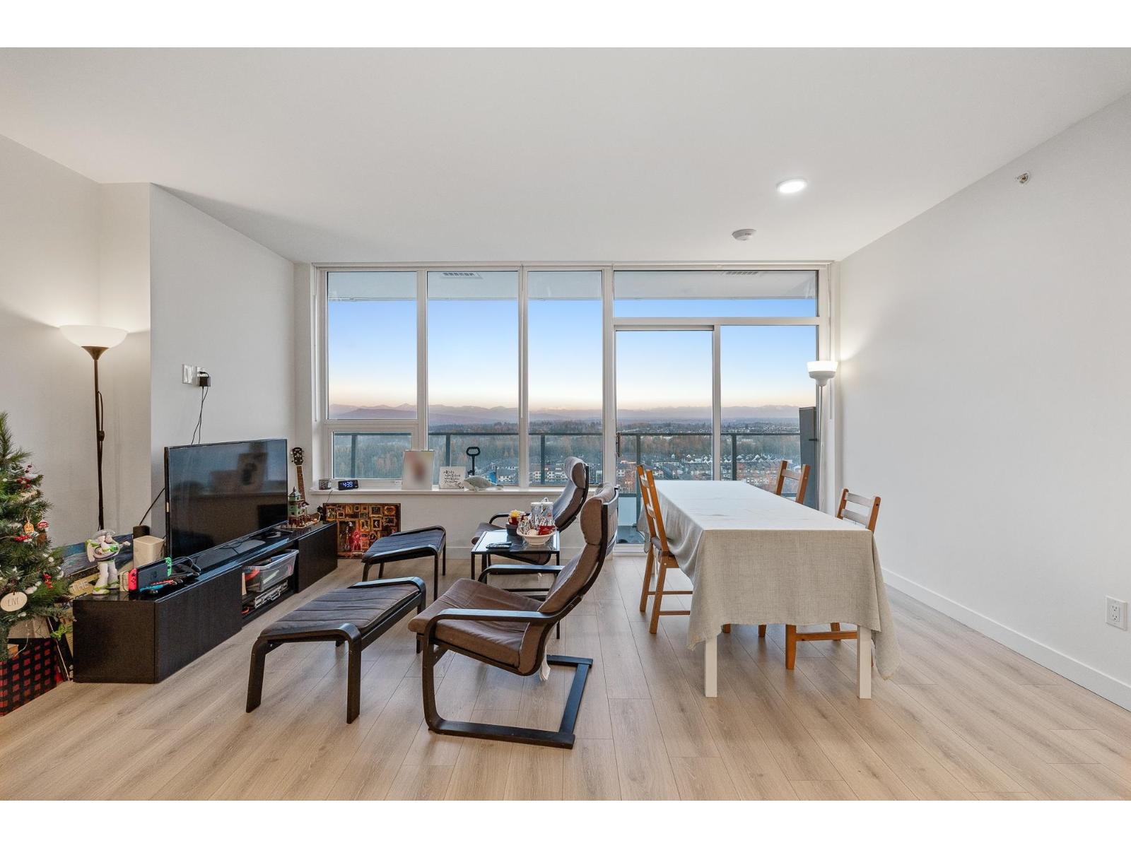 2701 8551 201 Street, Langley, British Columbia  V2Y 3Y5 - Photo 11 - R3083905