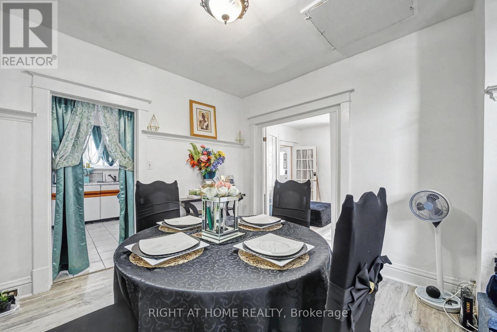 36 Berryman Avenue, St. Catharines, Ontario  L2R 3W9 - Photo 10 - X12734244