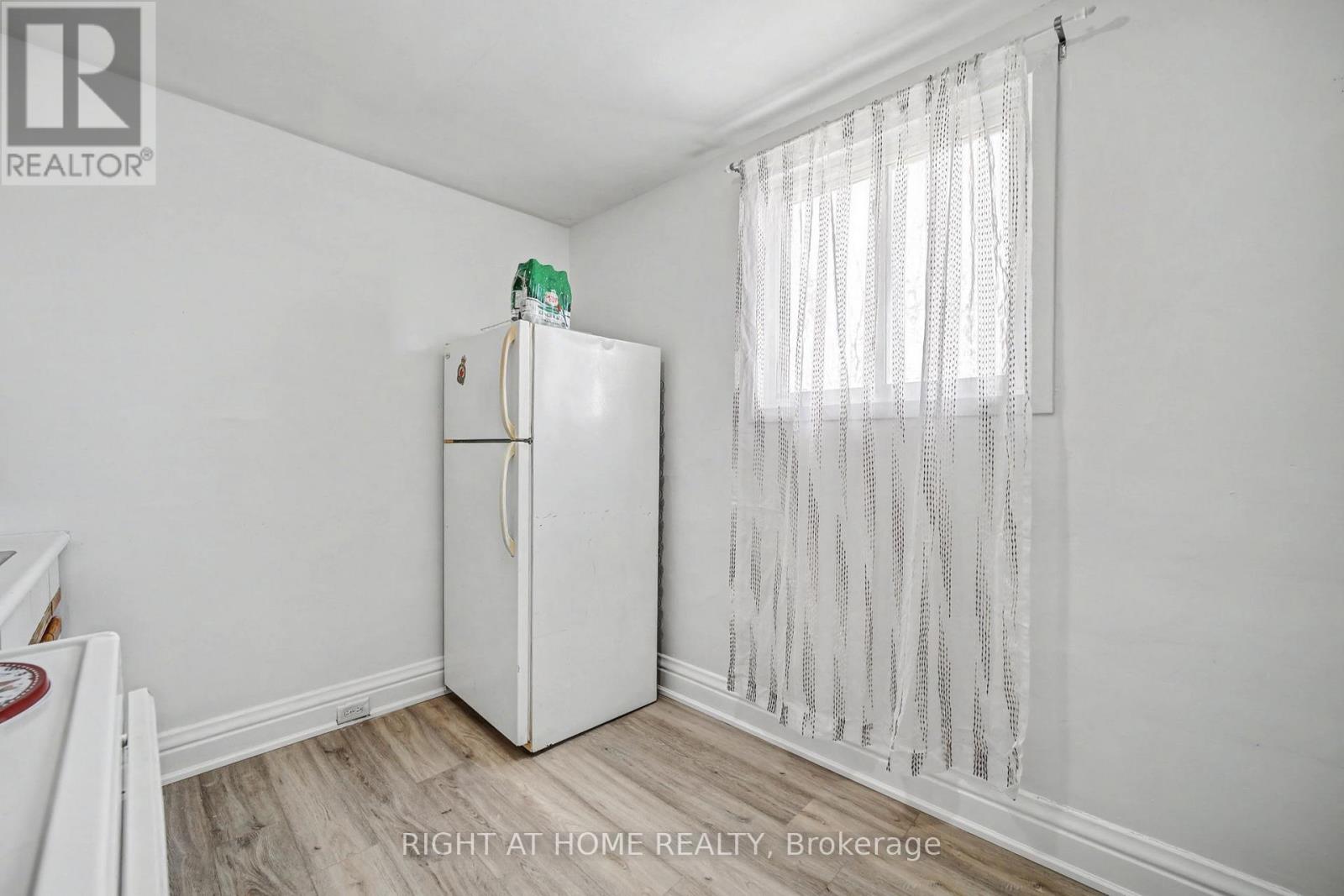 36 Berryman Avenue, St. Catharines, Ontario  L2R 3W9 - Photo 19 - X12734244