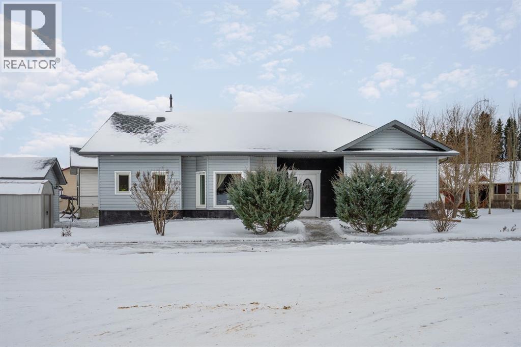 5338 55 Avenue, Bashaw, Alberta