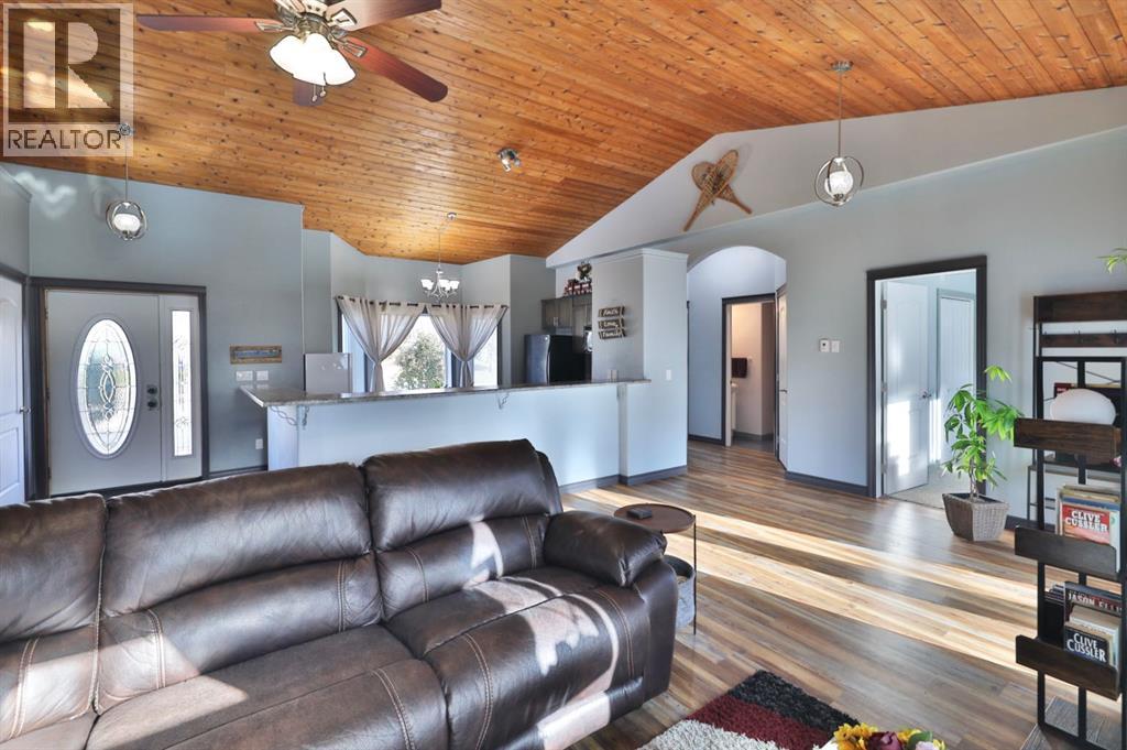 5338 55 Avenue, Bashaw, Alberta  T0B 0H0 - Photo 15 - A2268344