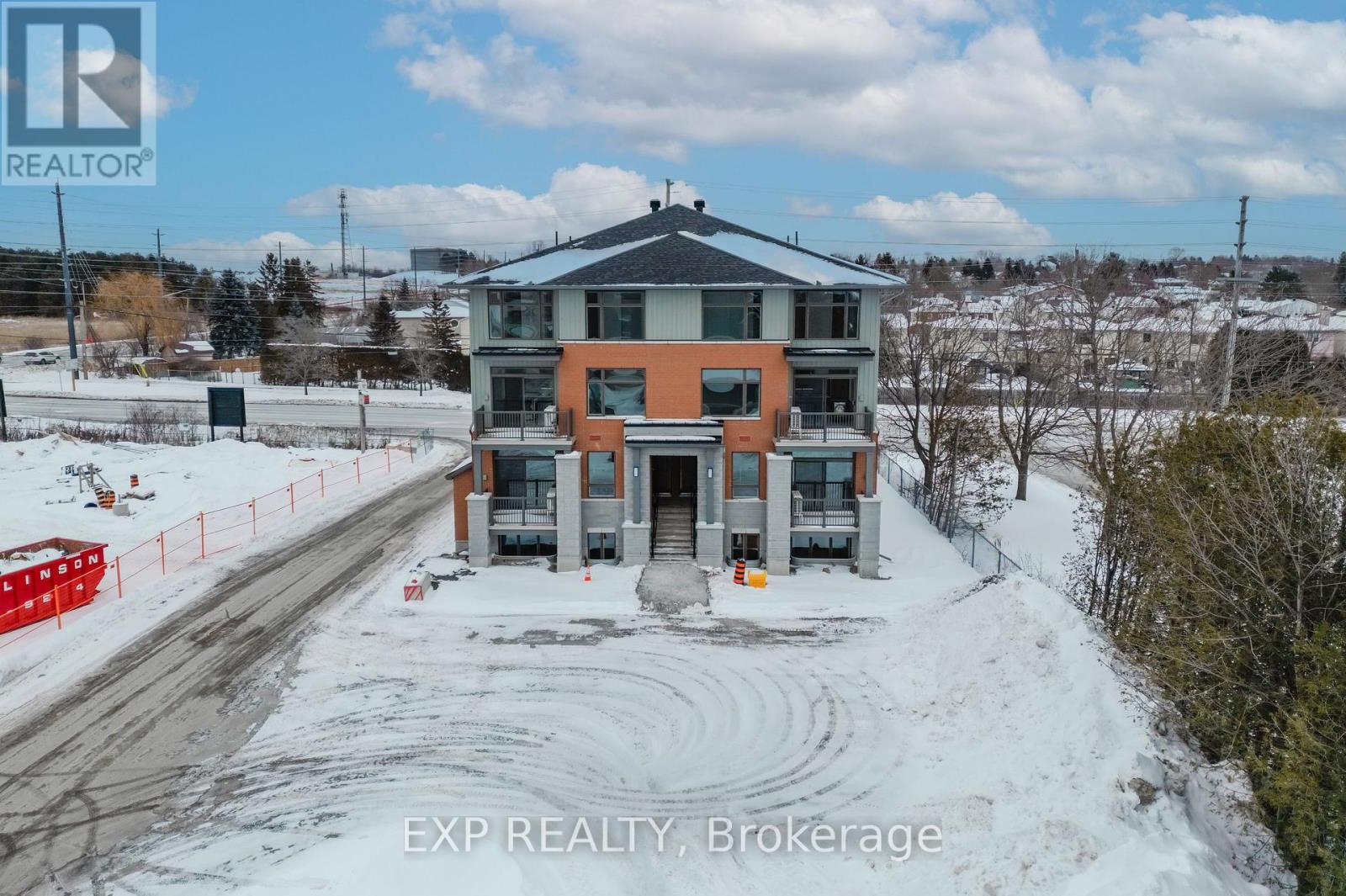 2734 Cedarview Road, Ottawa, Ontario K2J 7J8 - Photo 4 - X12734258
