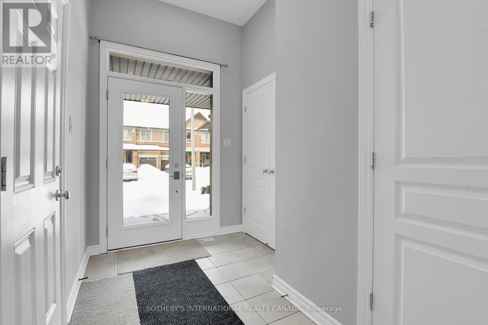 116 Popplewell Crescent, Ottawa, Ontario  K2J 5R3 - Photo 3 - X12734262