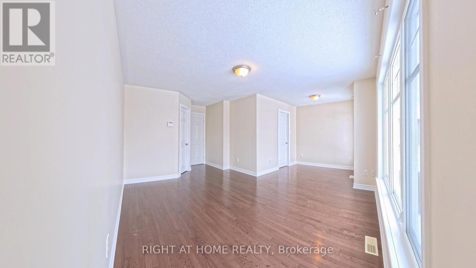 126 Flat Sedge Crescent E, Ottawa, Ontario K1T 0G8 - Photo 20 - X12734268