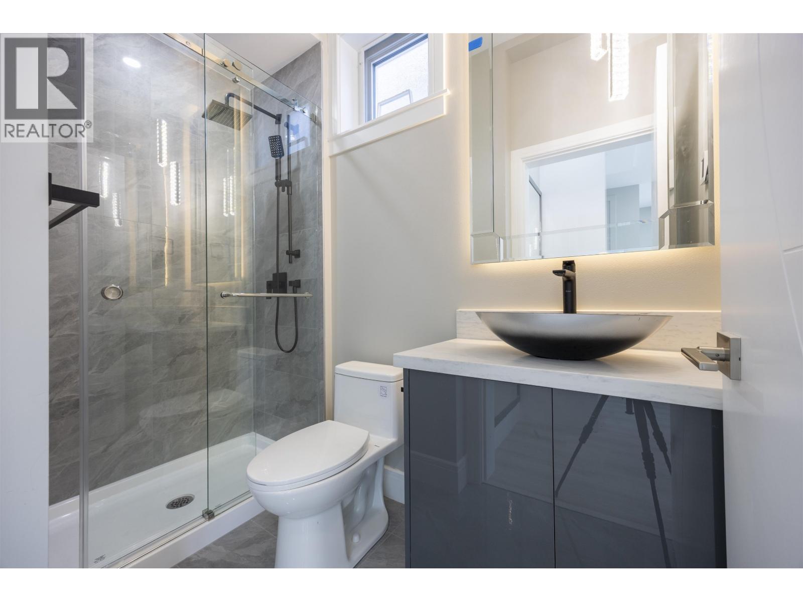 2 5808 Lanark Street, Vancouver, British Columbia  V5P 2Y4 - Photo 13 - R3083951