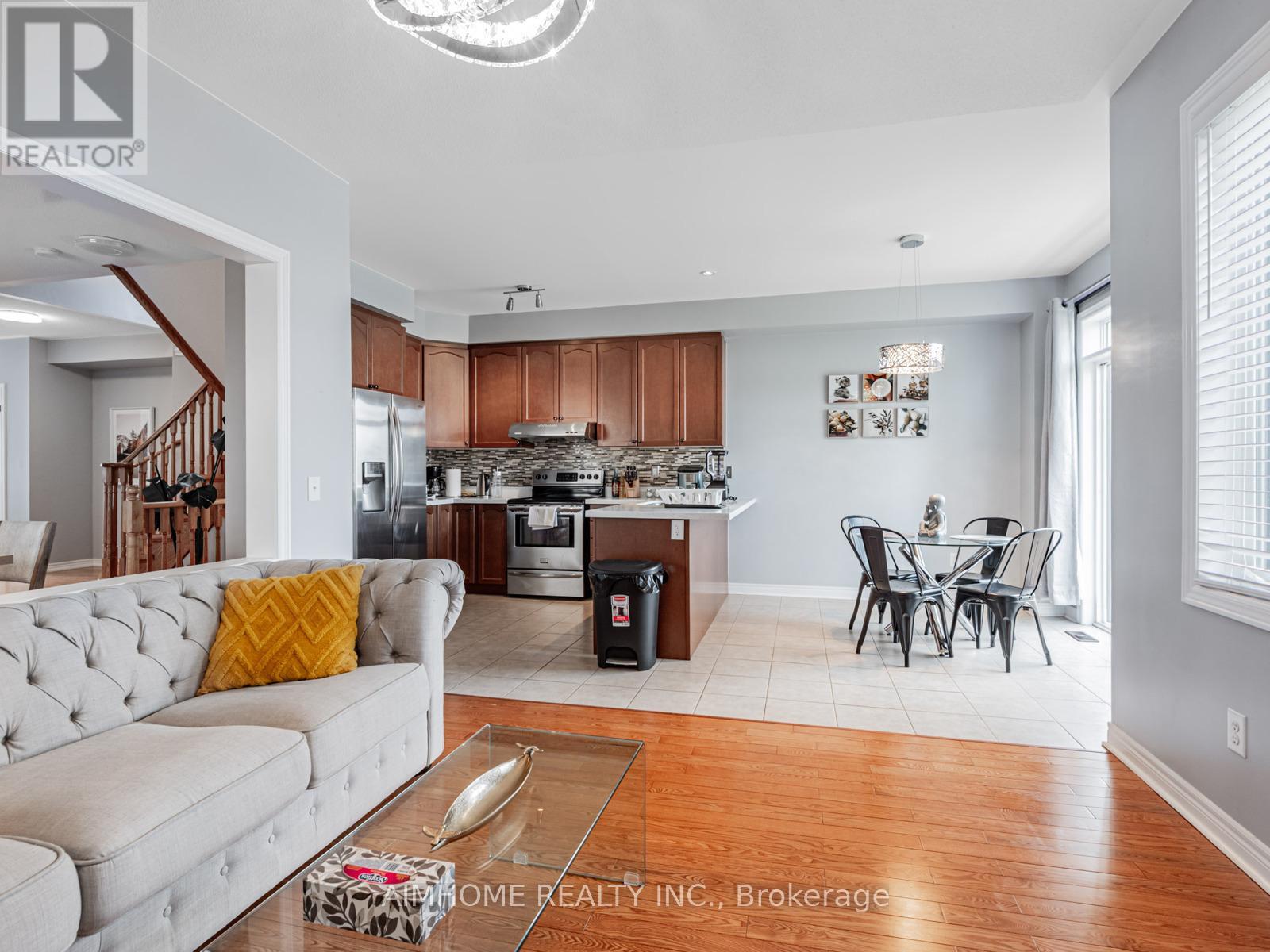 93 James Govan Drive, Whitby, Ontario  L1N 0H4 - Photo 12 - E12734280