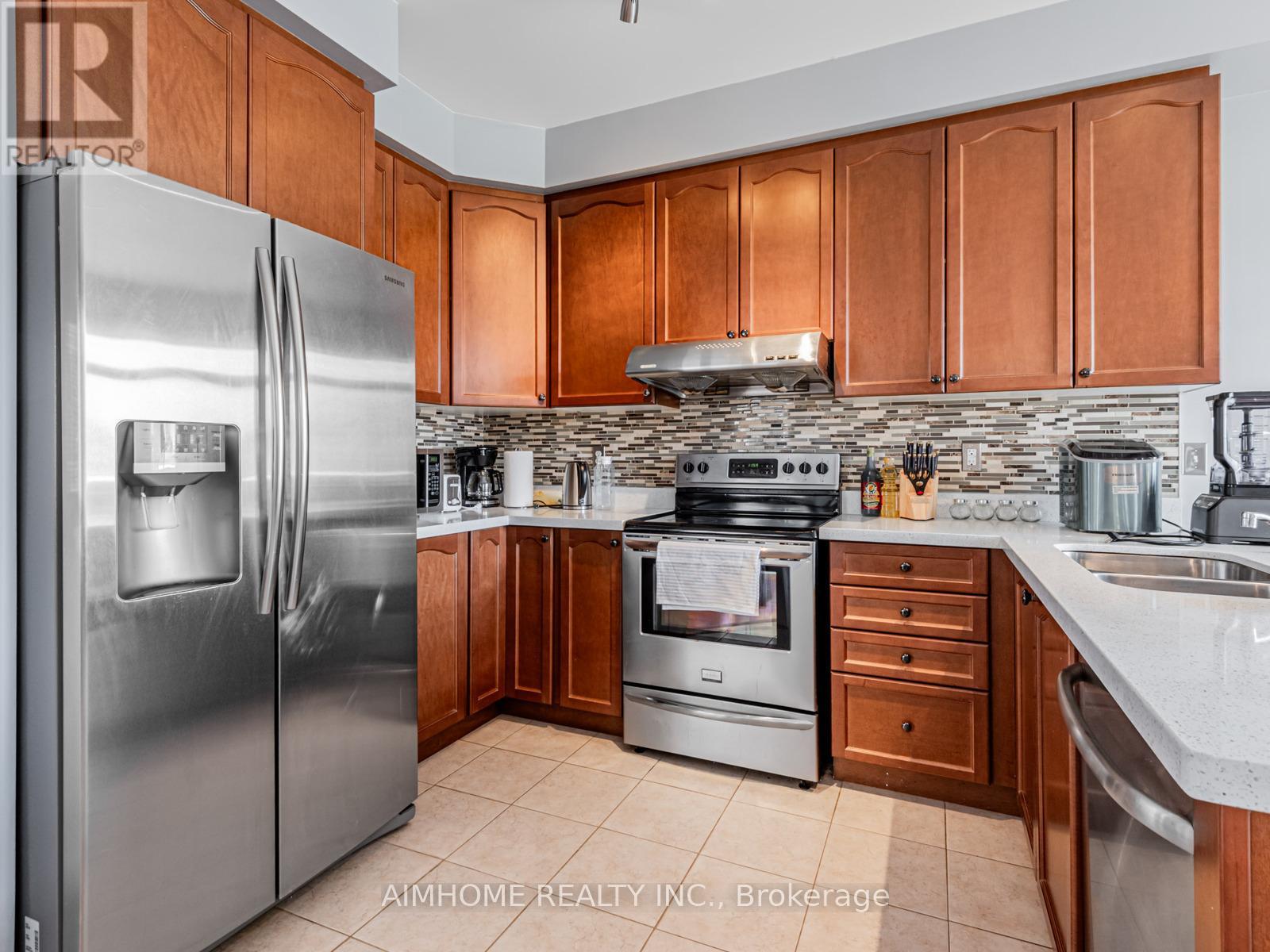 93 James Govan Drive, Whitby, Ontario  L1N 0H4 - Photo 15 - E12734280