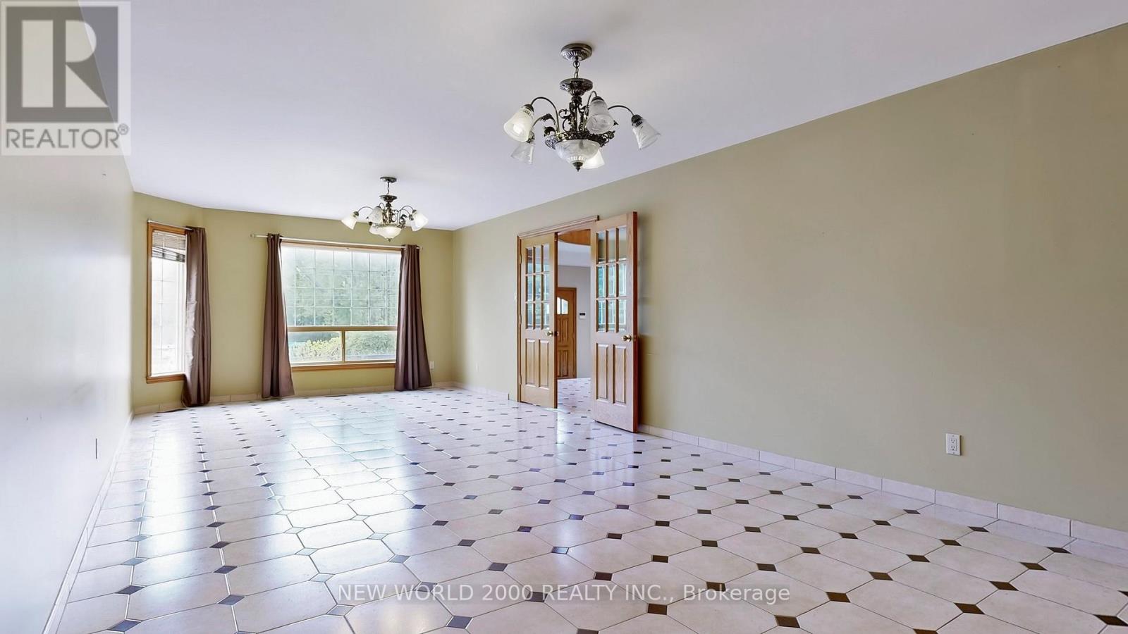 62 Langstaff Road W, Richmond Hill, Ontario  L4C 6N3 - Photo 11 - N12734286