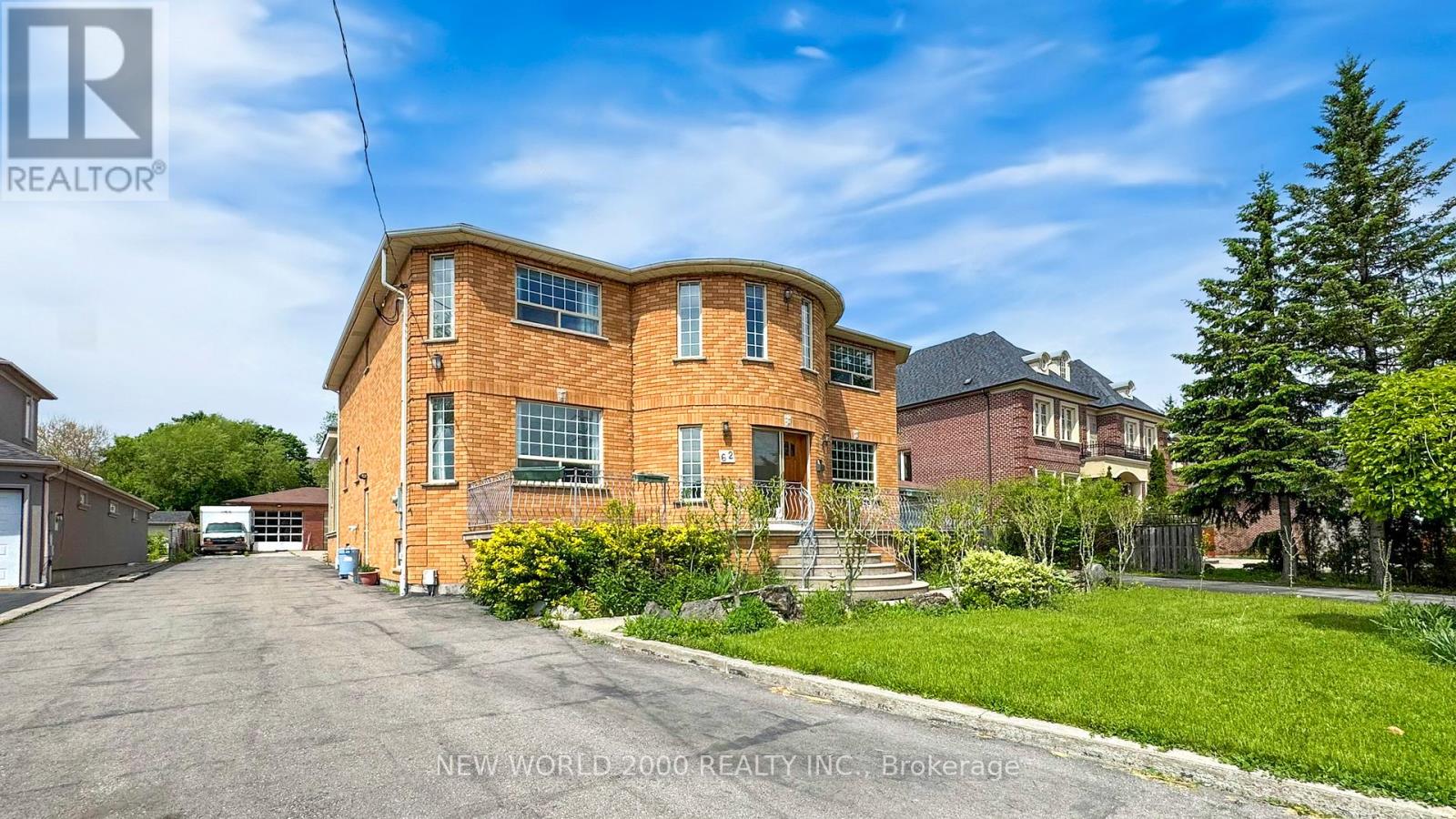 62 Langstaff Road W, Richmond Hill, Ontario  L4C 6N3 - Photo 3 - N12734286