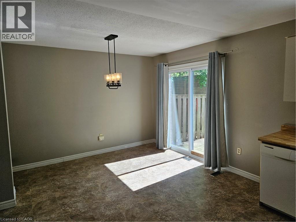 485 Springbank Avenue N Unit# 23, Woodstock, Ontario  N4T 1R1 - Photo 8 - 40776181