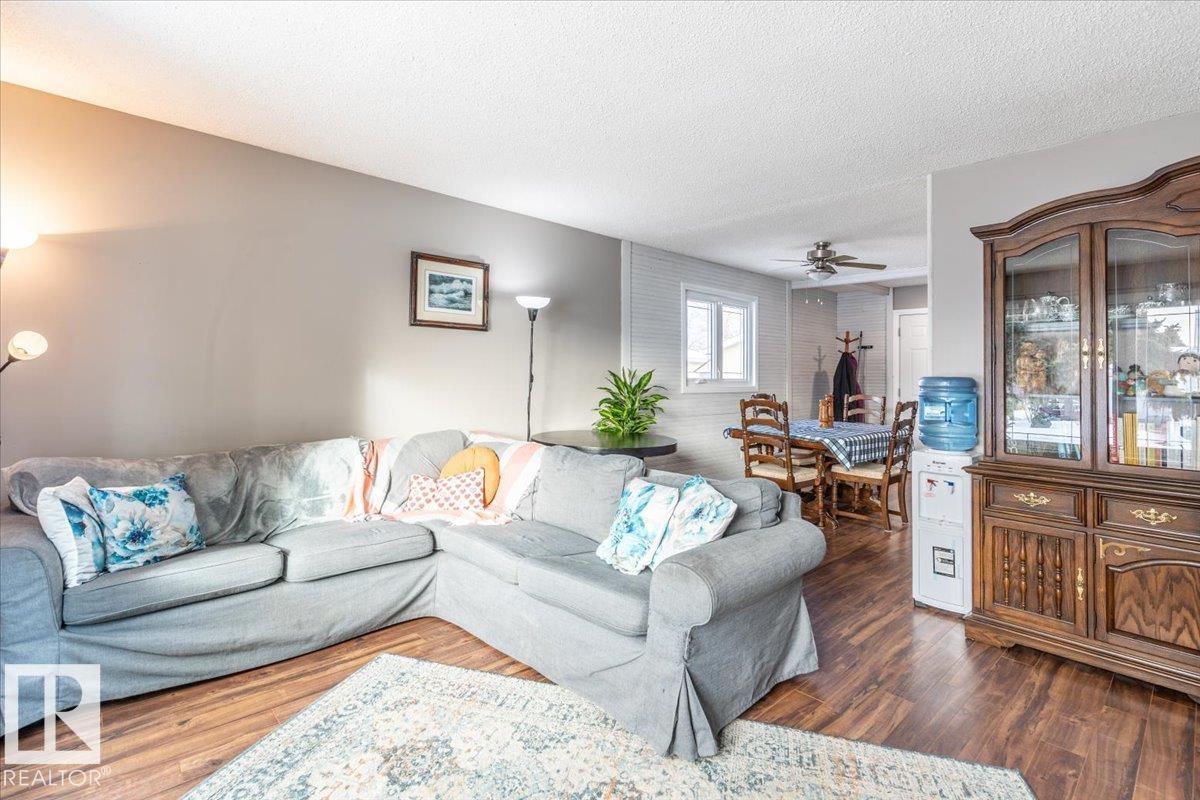 146 Maple Cr, Wetaskiwin, Alberta  T9A 2E5 - Photo 5 - E4471157