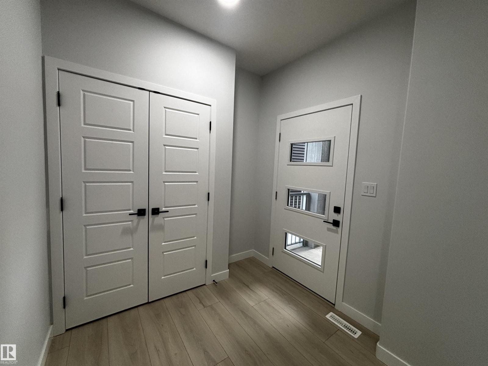 2137 209a St Nw Nw, Edmonton, Alberta  T6M 3C8 - Photo 3 - E4471233