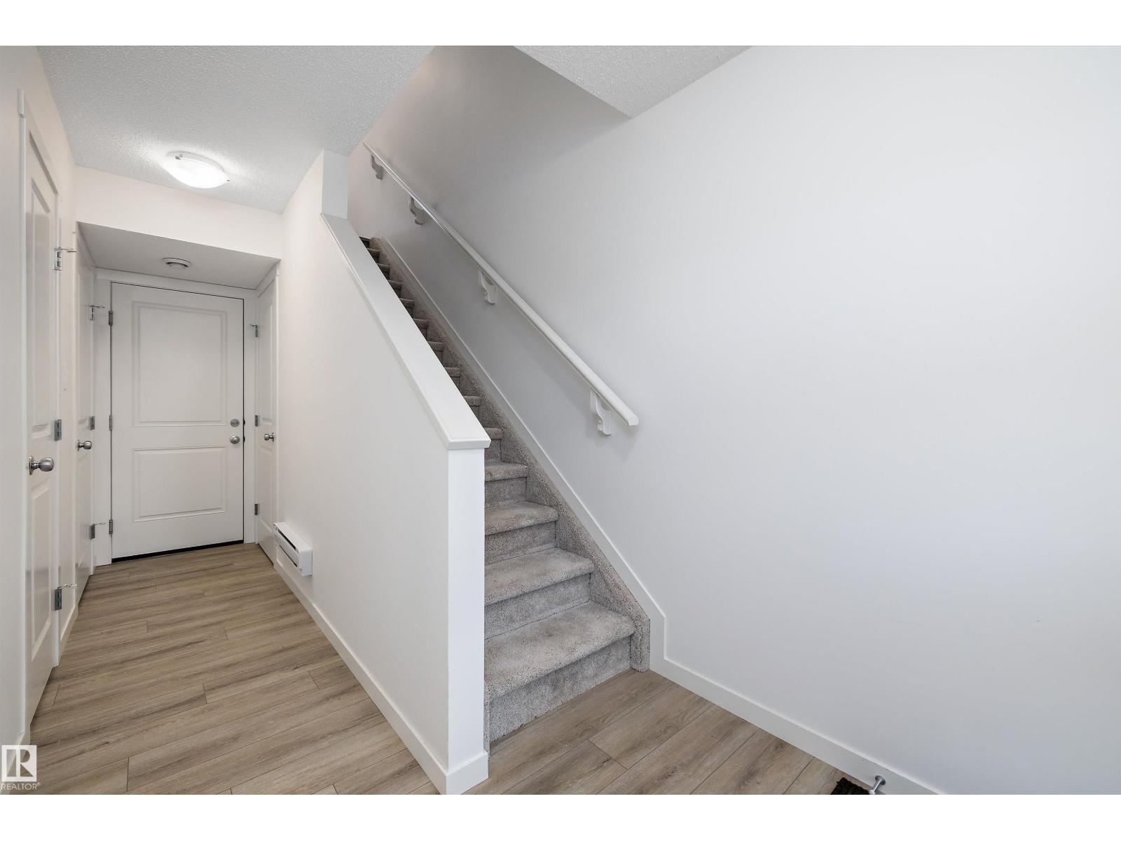 616 Kinglet Bv Nw, Edmonton, Alberta  T5S 0S9 - Photo 7 - E4471236