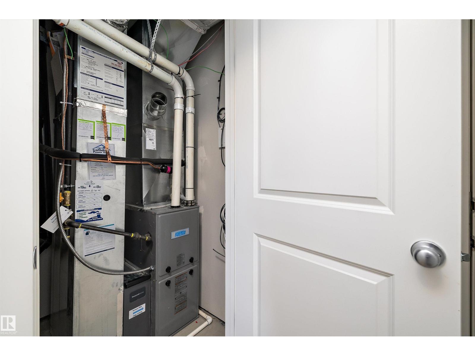 616 Kinglet Bv Nw, Edmonton, Alberta  T5S 0S9 - Photo 9 - E4471236