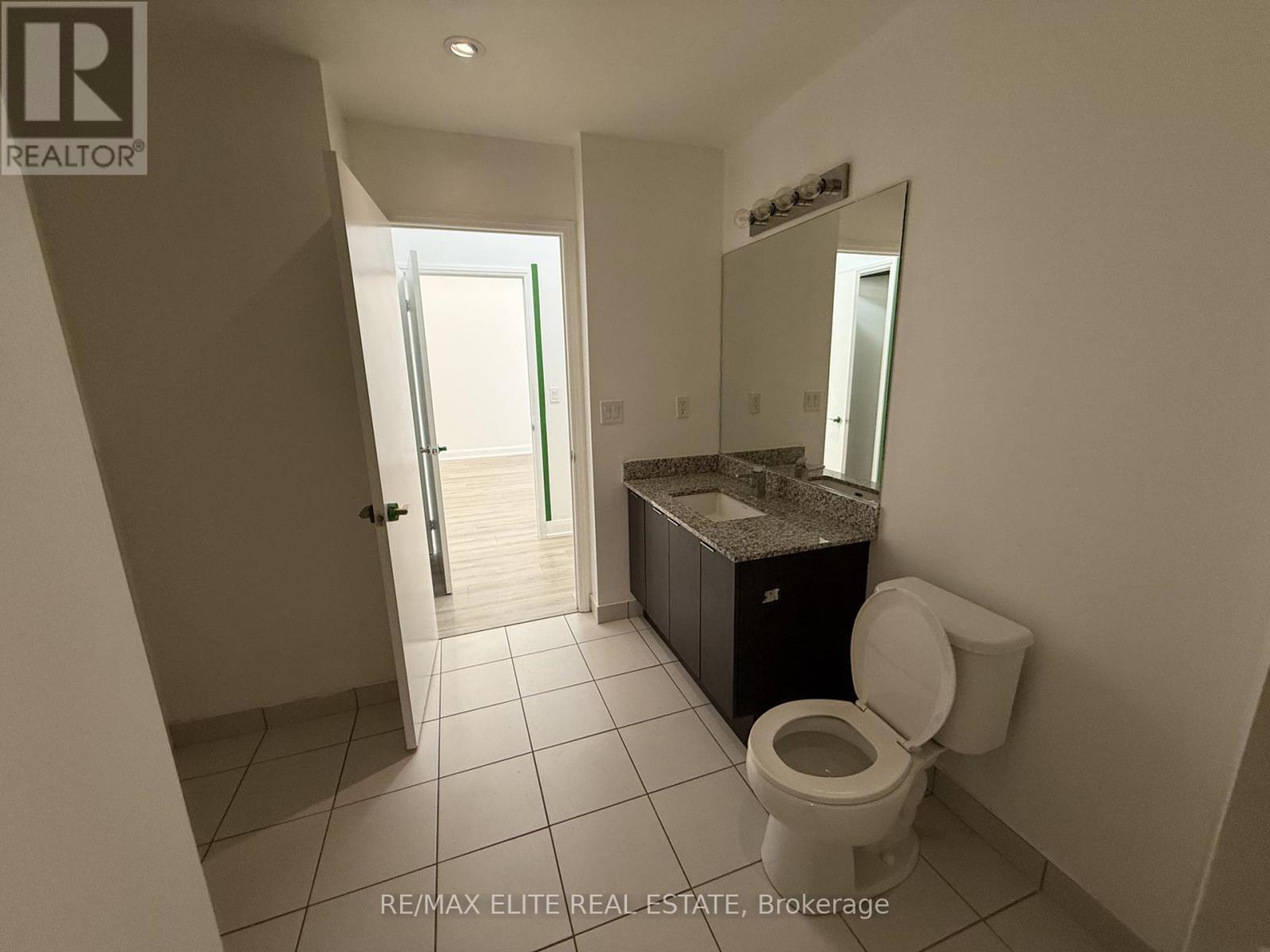 203 - 2910 Highway 7, Vaughan, Ontario  L4K 0H8 - Photo 17 - N12730532