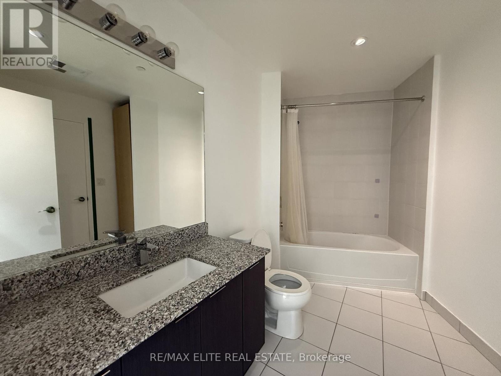 203 - 2910 Highway 7, Vaughan, Ontario  L4K 0H8 - Photo 15 - N12730532