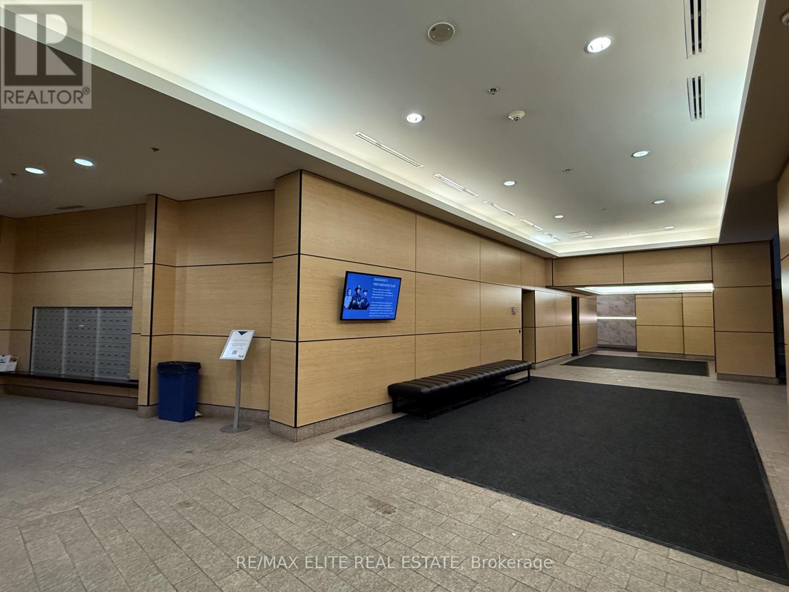 203 - 2910 Highway 7, Vaughan, Ontario  L4K 0H8 - Photo 4 - N12730532