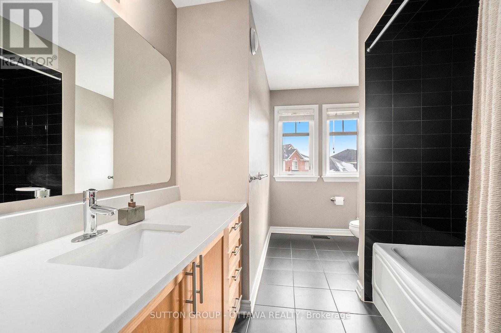 1969 Plainhill Drive, Ottawa, Ontario  K4A 0G1 - Photo 24 - X12734320