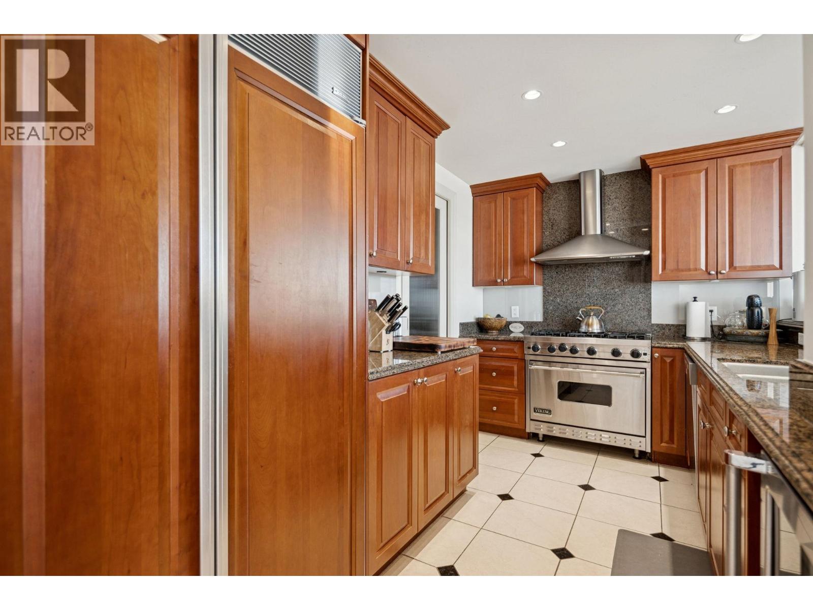 2302 428 Beach Crescent, Vancouver, British Columbia V6Z 3G1 - Photo 10 - R3083978