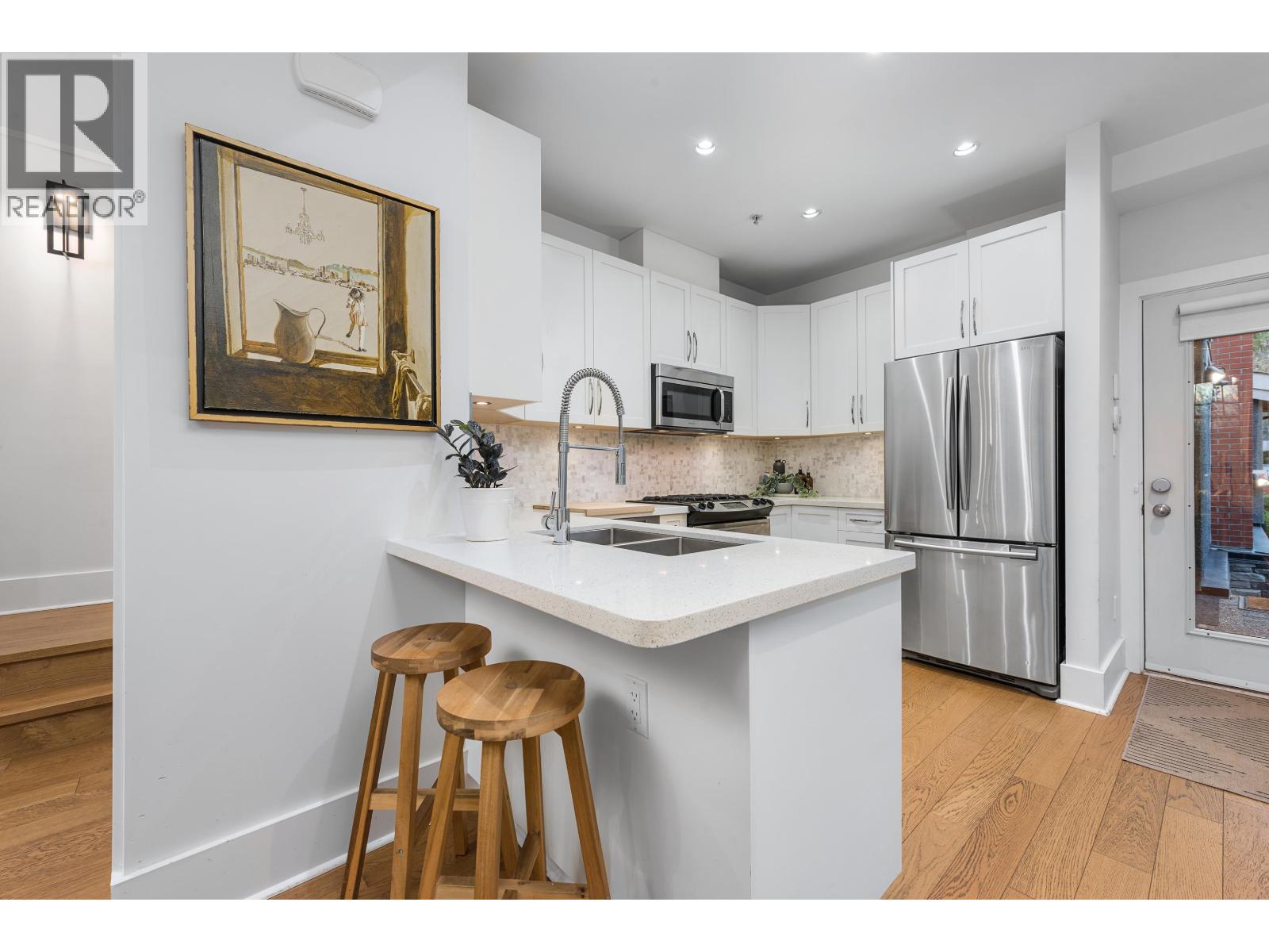 323 E 7th Avenue, Vancouver, British Columbia  V5T 1M9 - Photo 7 - R3083985