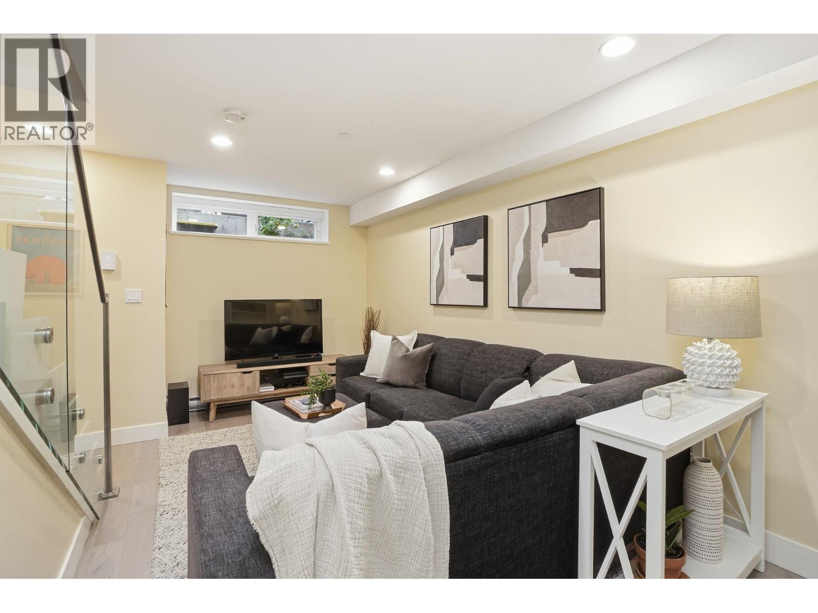 4 1851 Adanac Street, Vancouver, British Columbia V5L 2E1 - Photo 29 - R3083986