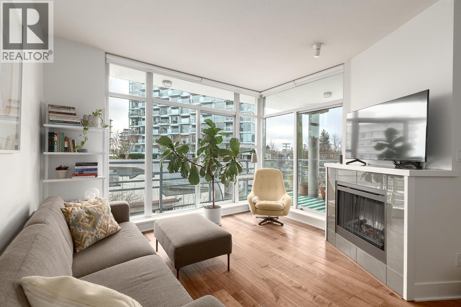 412 298 E 11th Avenue, Vancouver, British Columbia  V5T 2C3 - Photo 2 - R3084004