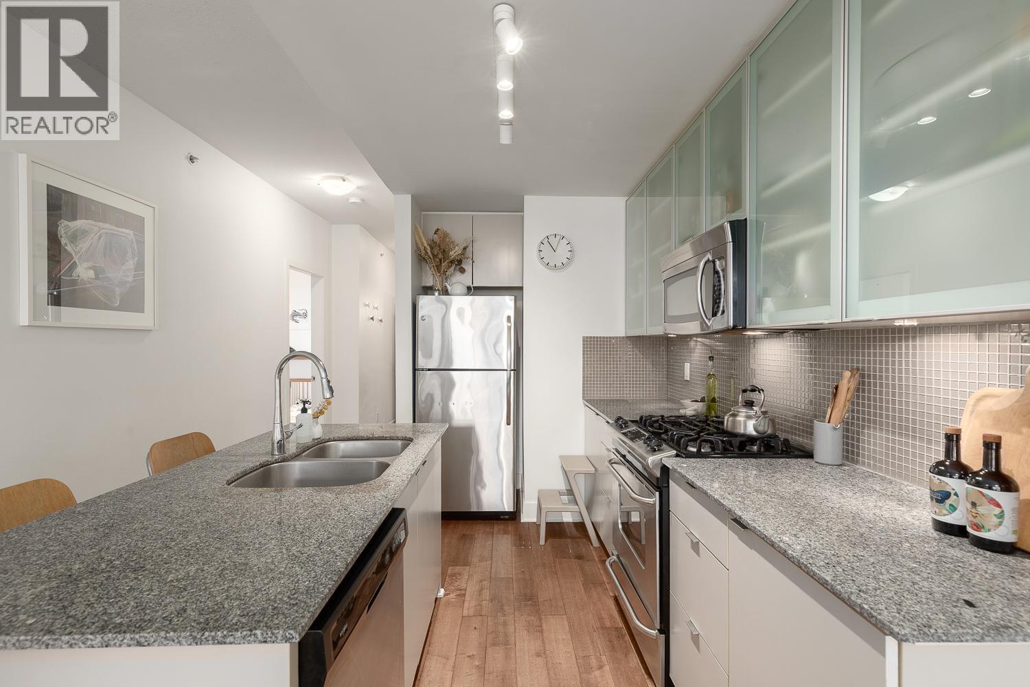 412 298 E 11th Avenue, Vancouver, British Columbia  V5T 2C3 - Photo 5 - R3084004