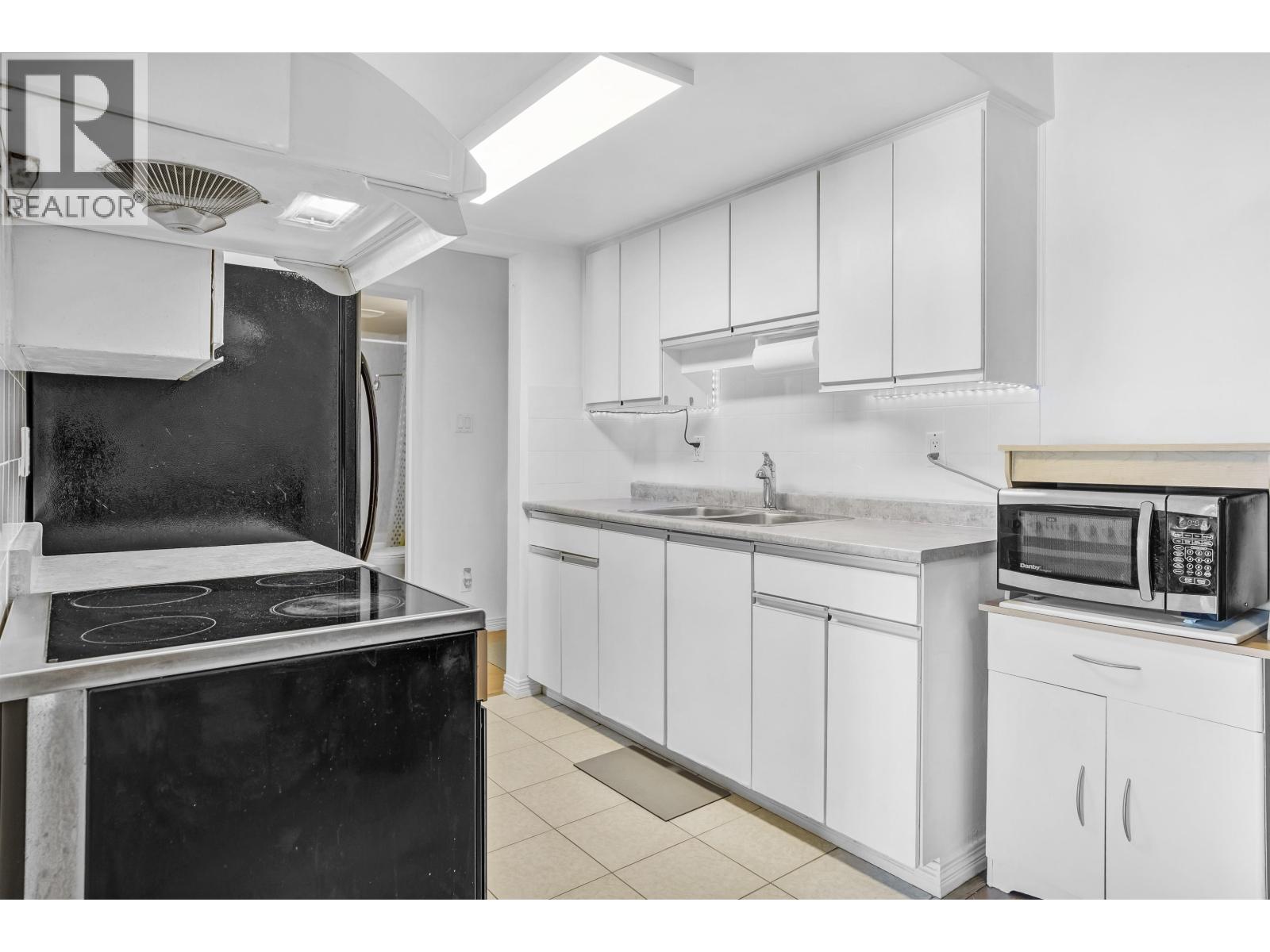 303 975 E Broadway, Vancouver, British Columbia  V5T 1Y3 - Photo 7 - R3084006