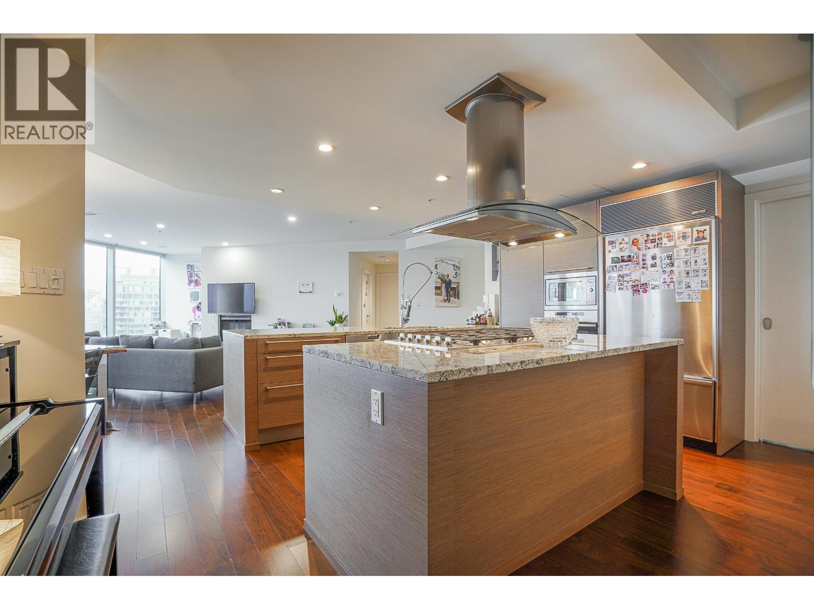 3001 1111 Alberni Street, Vancouver, British Columbia  V6E 4V2 - Photo 6 - R3084008