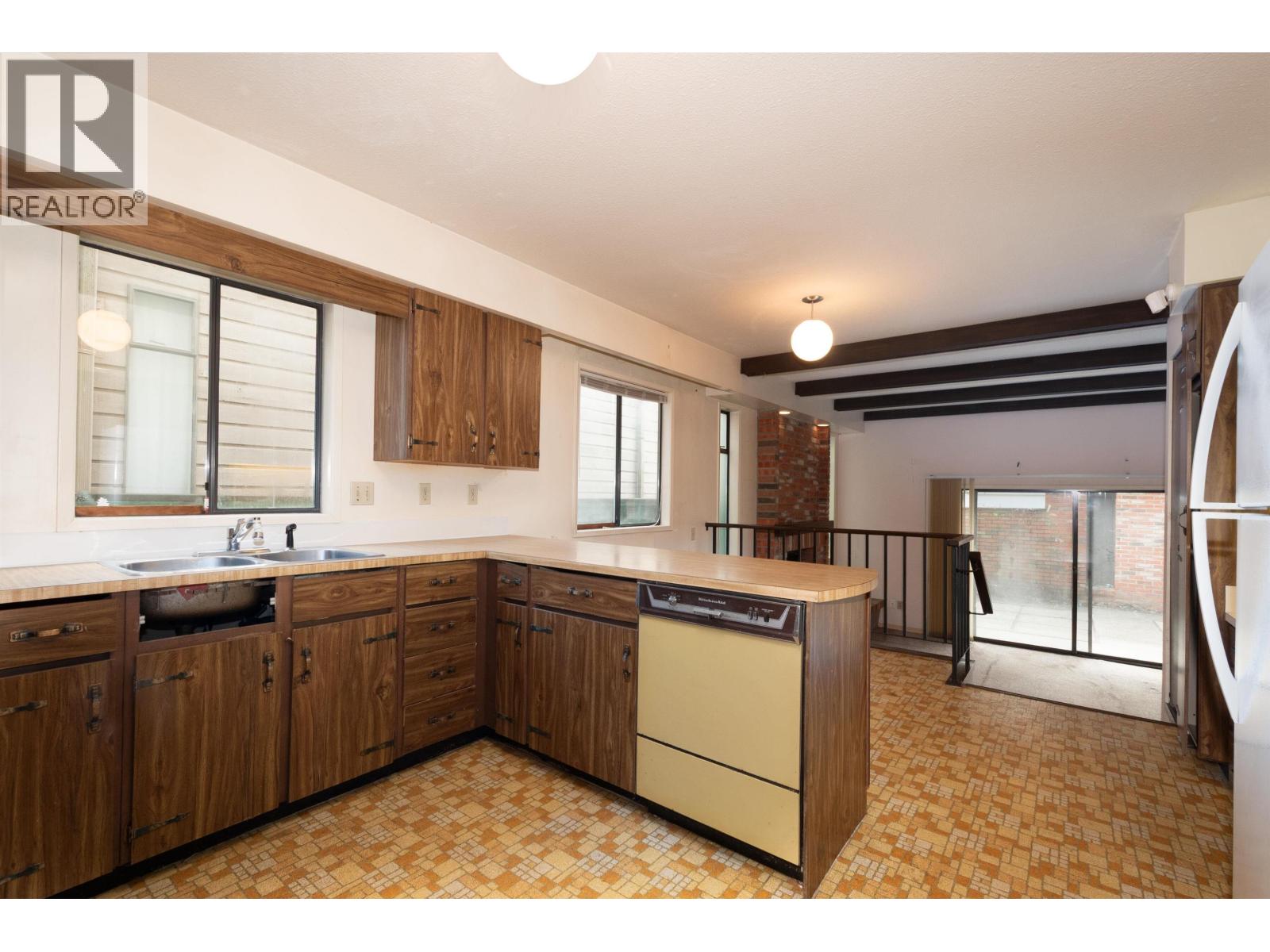 3812 W 24th Avenue, Vancouver, British Columbia  V6S 1L9 - Photo 9 - R3083991