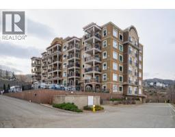 975 VICTORIA  W Street Unit# #301, kamloops, British Columbia