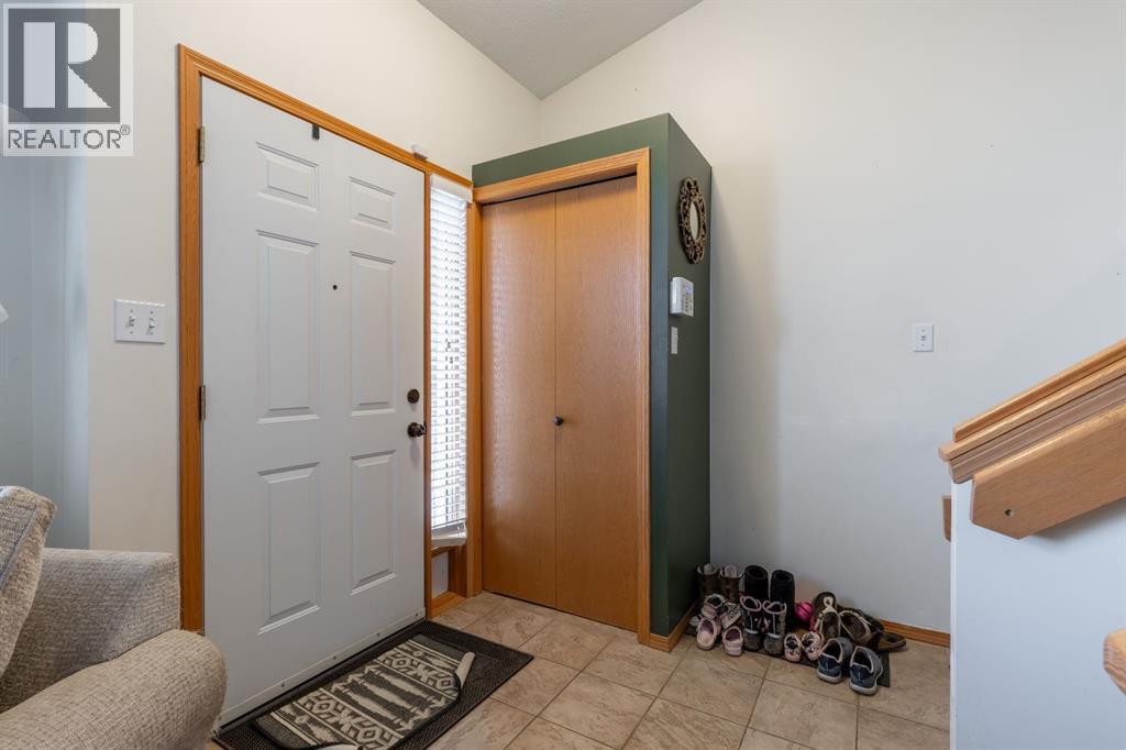 66 Assiniboia Way W, Lethbridge, Alberta  T1K 7L7 - Photo 7 - A2268734