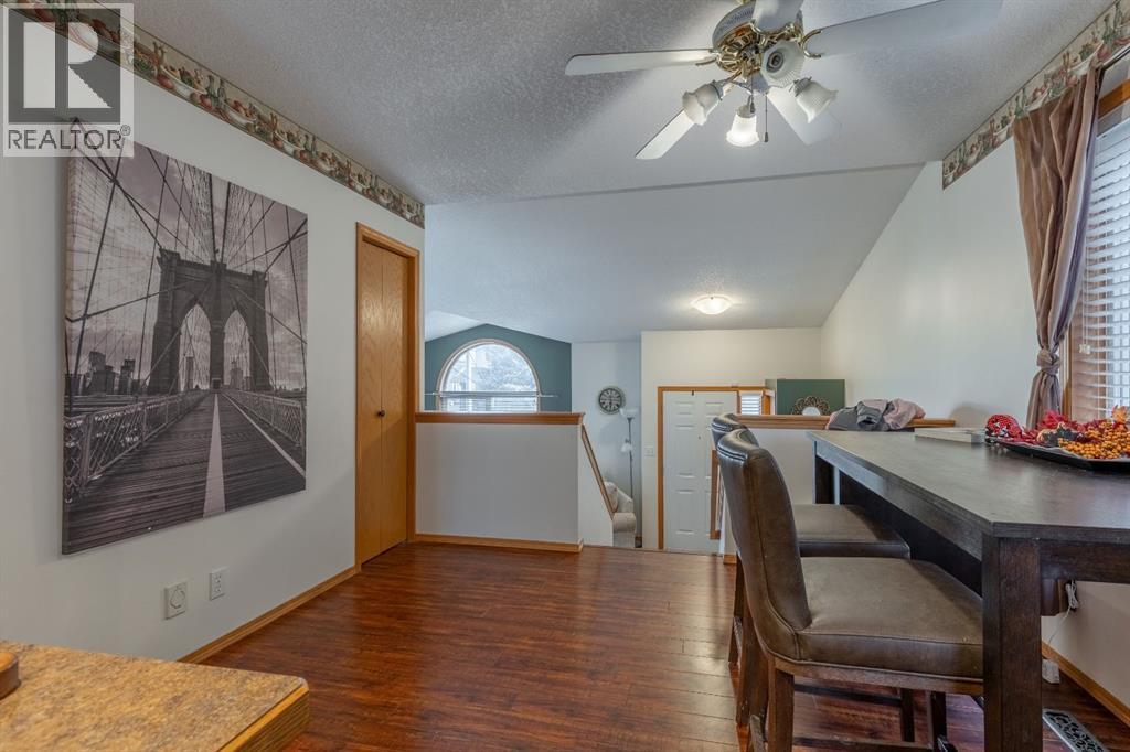 66 Assiniboia Way W, Lethbridge, Alberta  T1K 7L7 - Photo 11 - A2268734