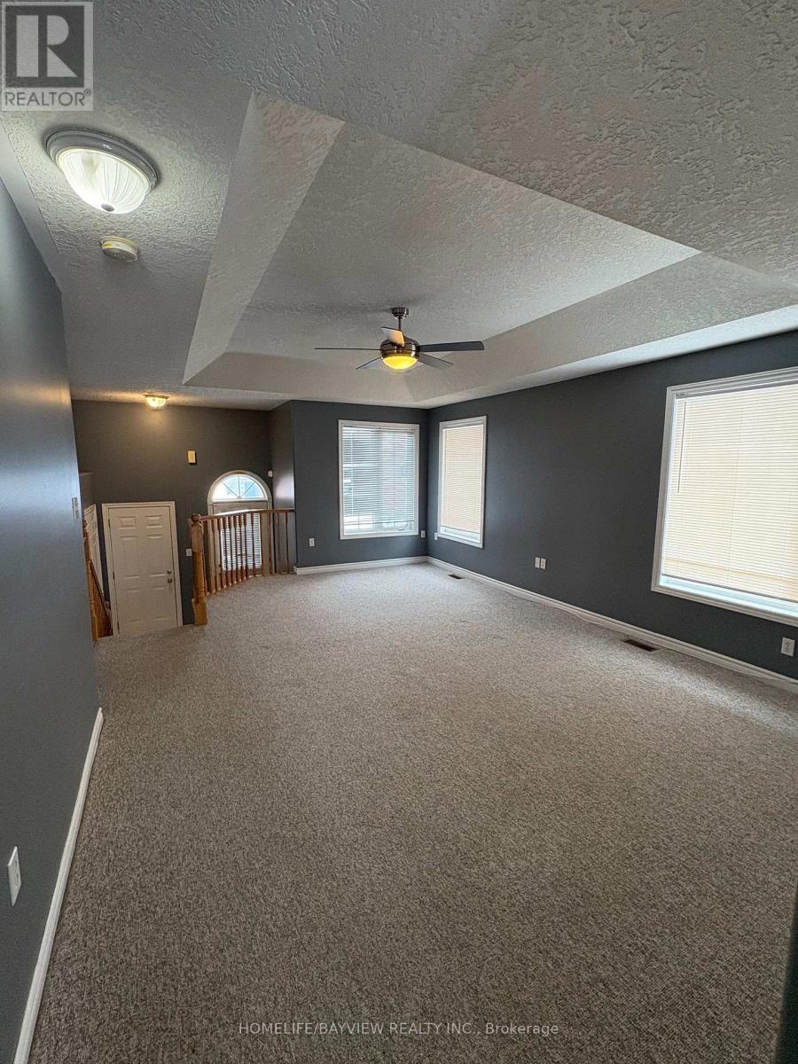 4 Quinlan Road, Barrie, Ontario  L4M 7A9 - Photo 5 - S12670948