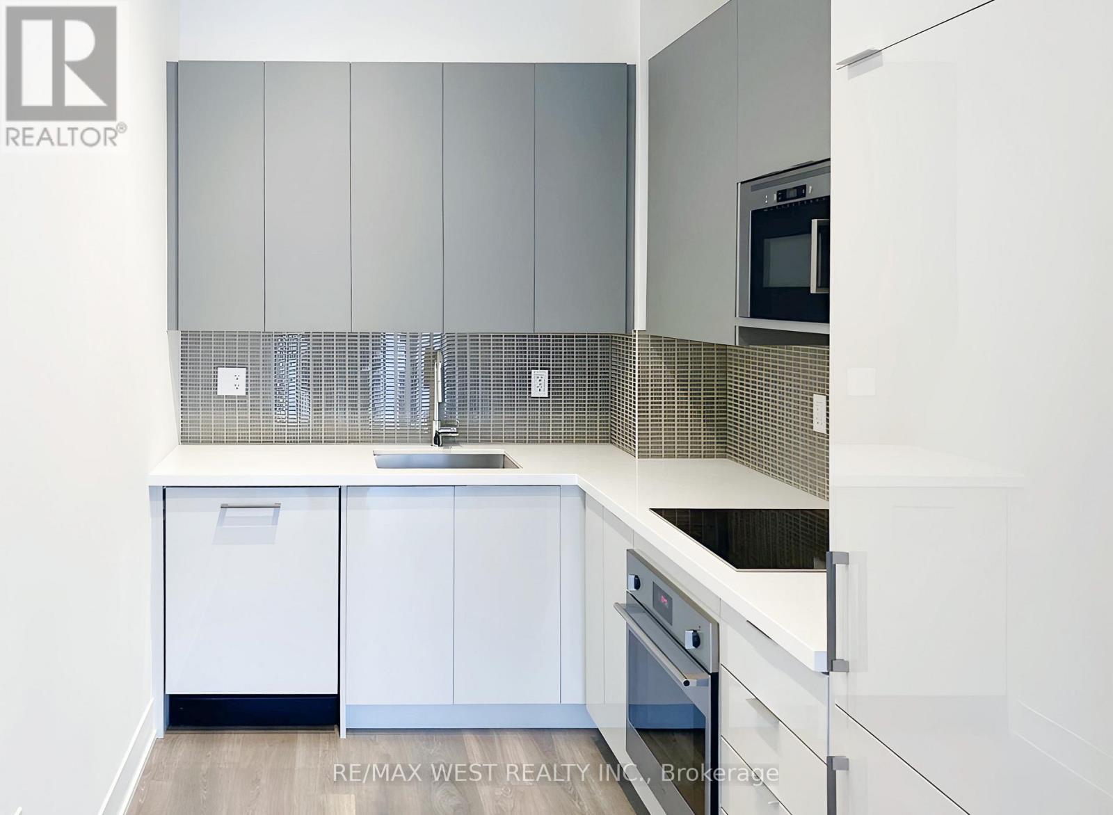 526 - 2908 Hwy 7 Road, Vaughan, Ontario  L4K 0K5 - Photo 5 - N12733714