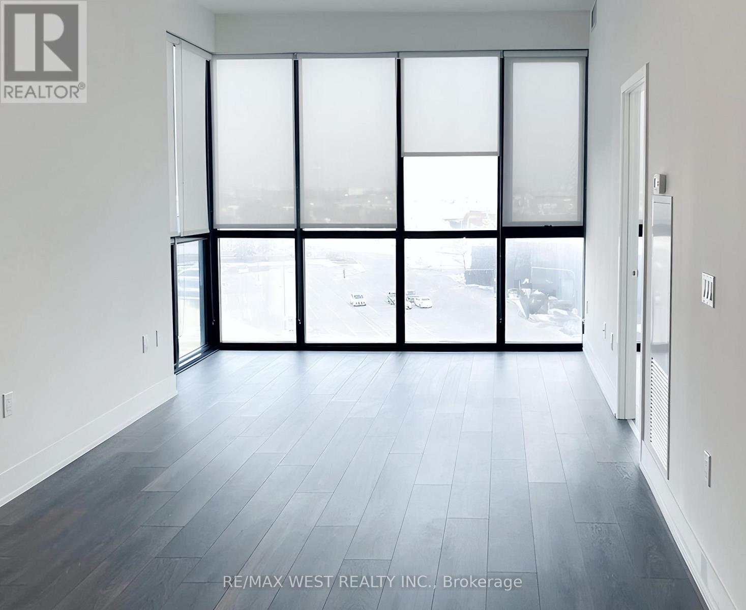 526 - 2908 Hwy 7 Road, Vaughan, Ontario  L4K 0K5 - Photo 2 - N12733714