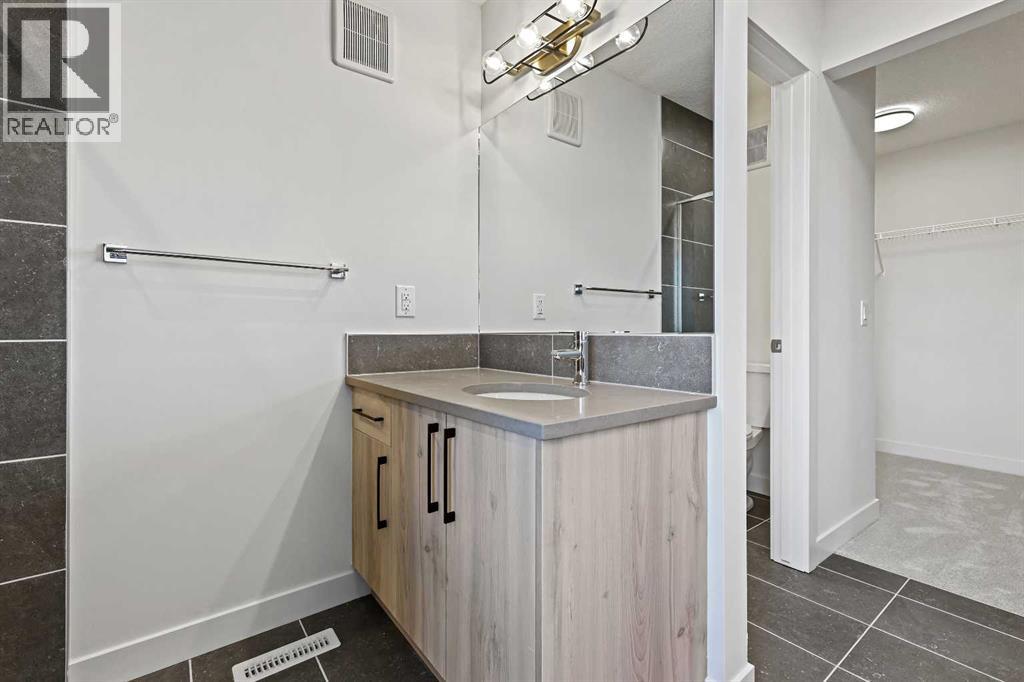 220 Waterford Heath, Chestermere, Alberta  T1X 2Z7 - Photo 43 - A2276236