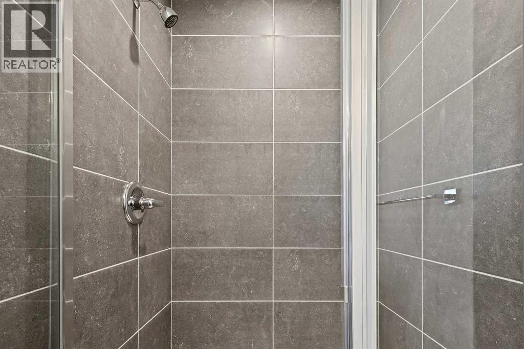 220 Waterford Heath, Chestermere, Alberta  T1X 2Z7 - Photo 45 - A2276236