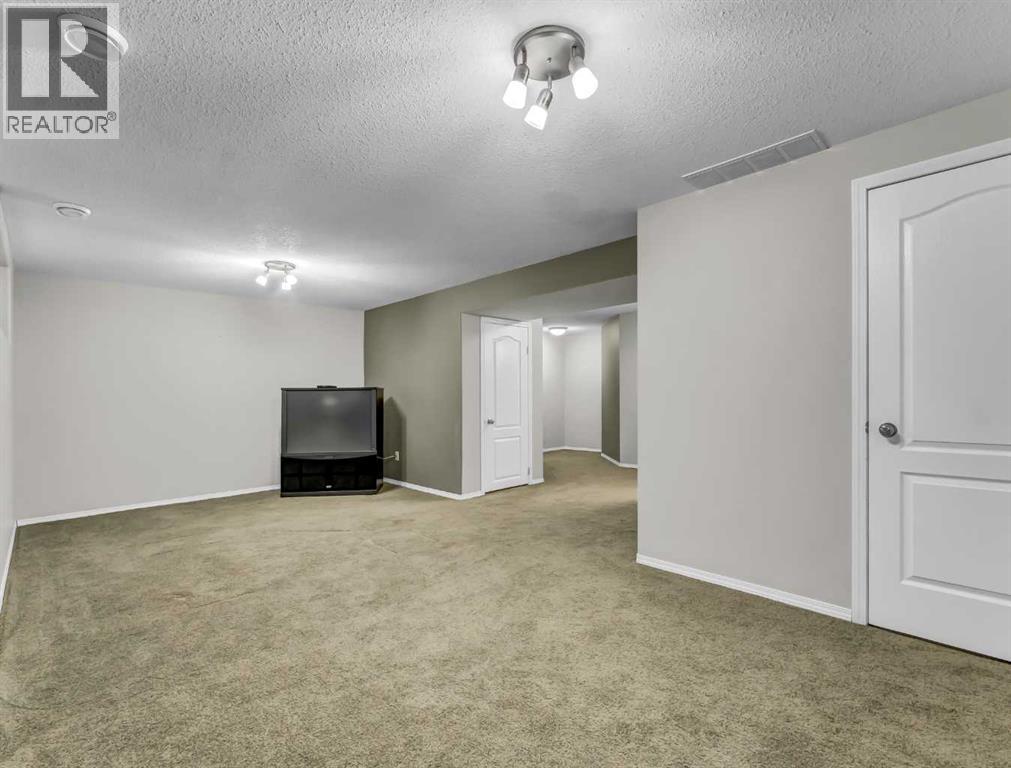 324 Washington Way Se, Medicine Hat, Alberta  T1A 8V2 - Photo 36 - A2274176