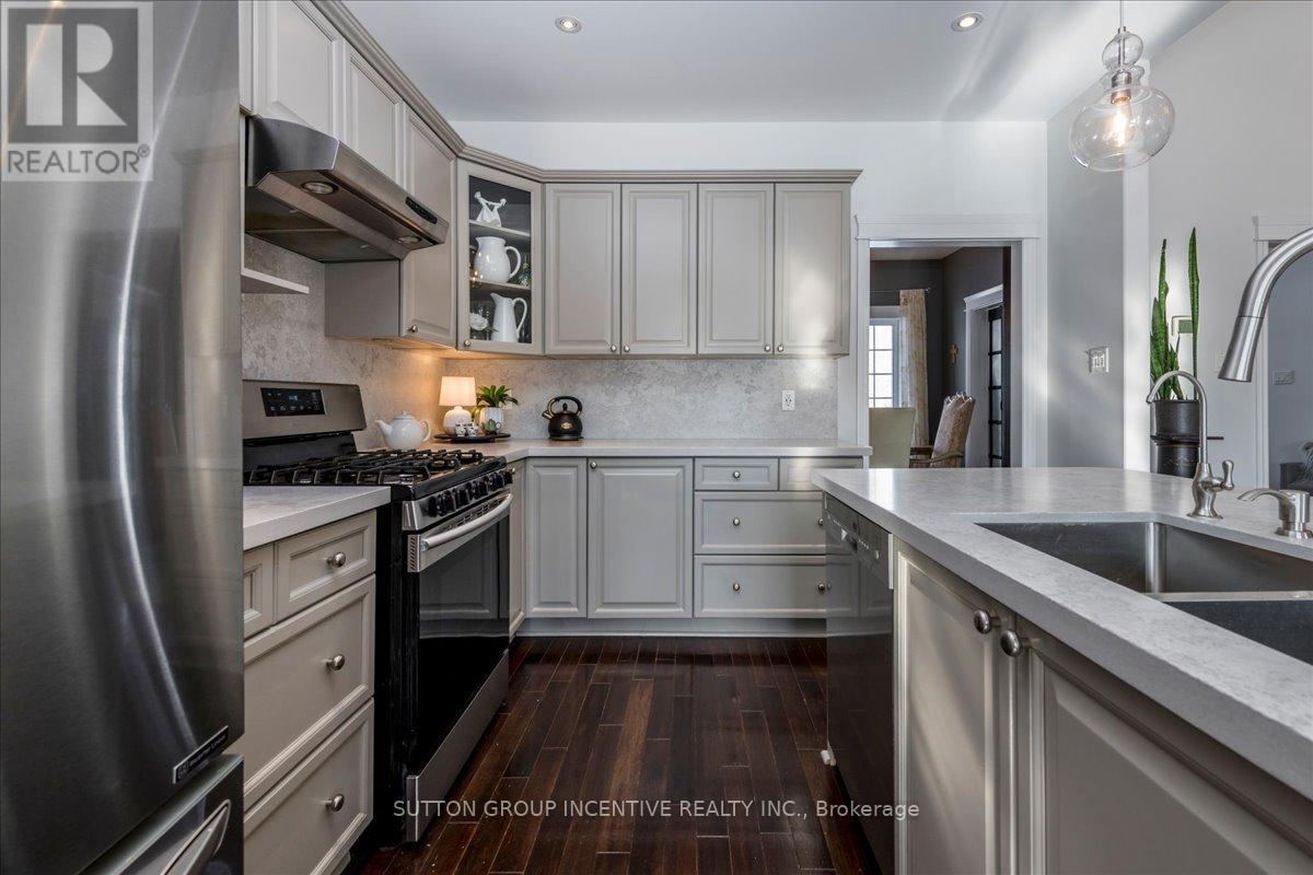 34 Basswood Circle, Oro-Medonte, Ontario  L0L 2L0 - Photo 13 - S12734360