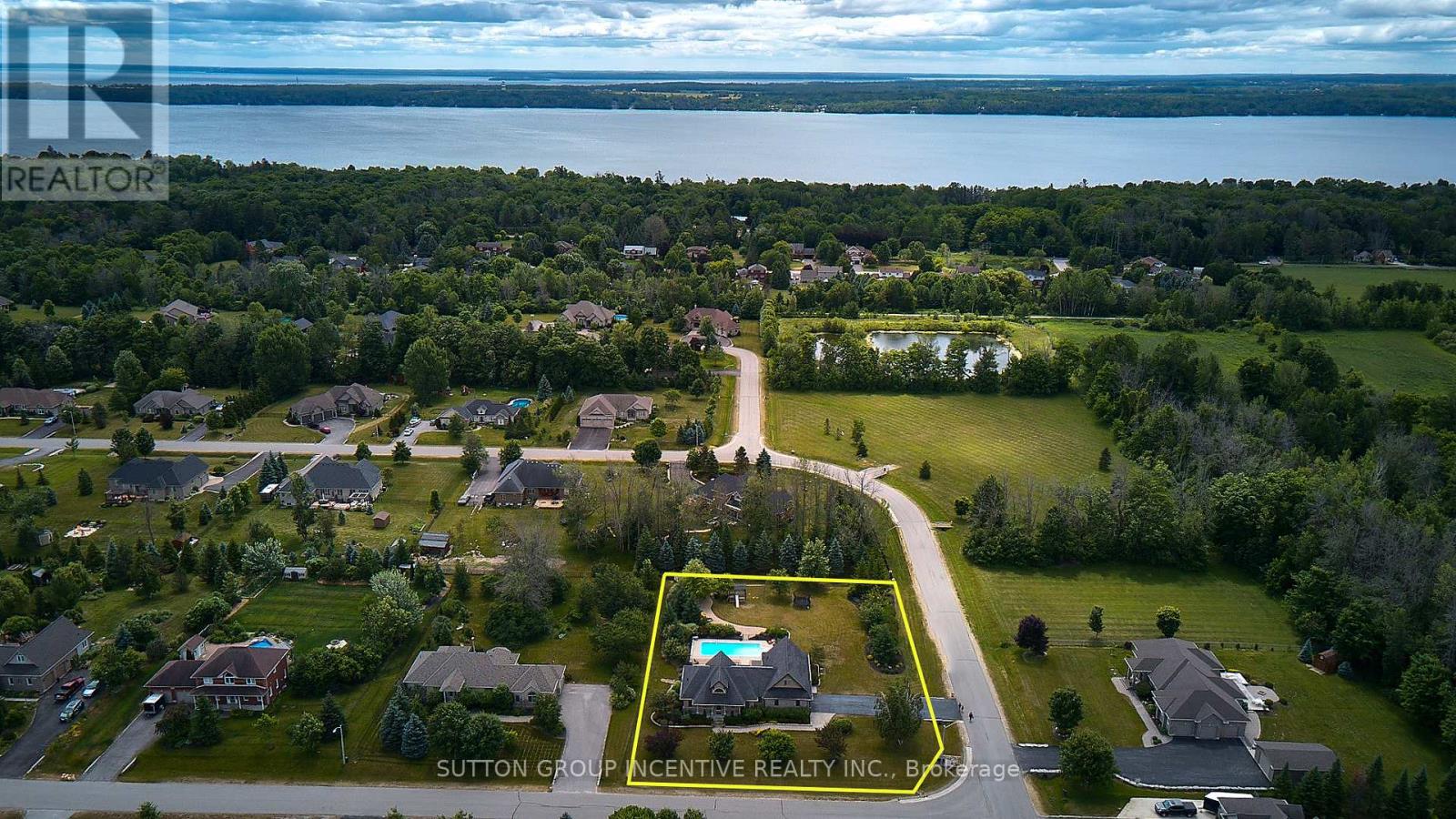 34 Basswood Circle, Oro-Medonte, Ontario  L0L 2L0 - Photo 39 - S12734360