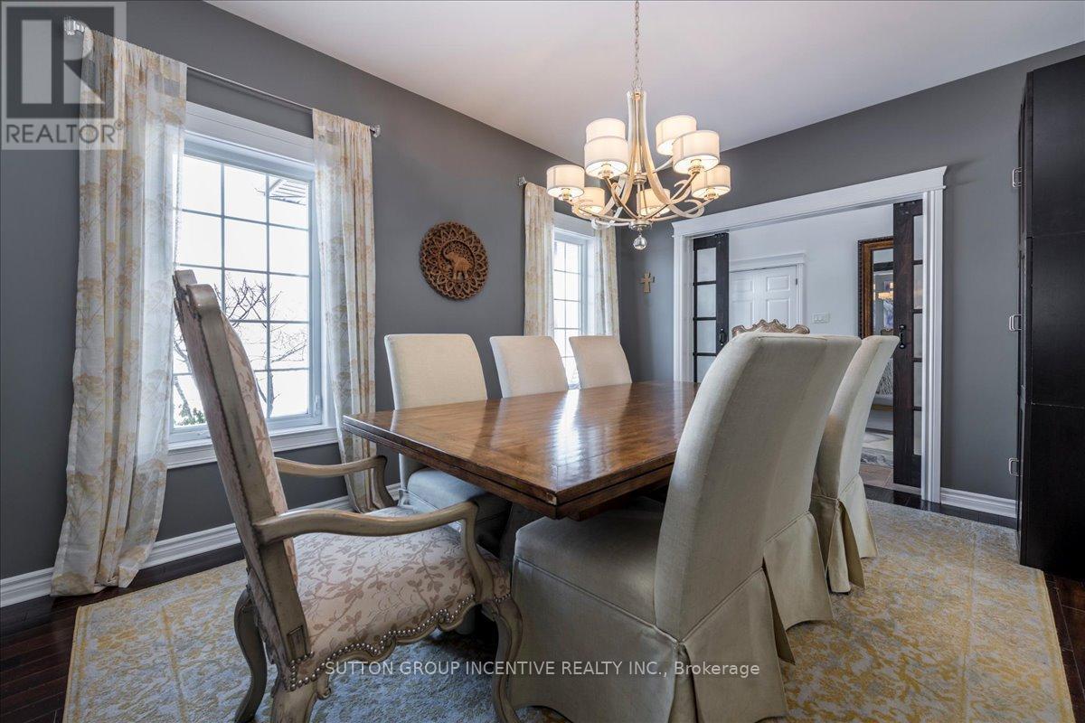 34 Basswood Circle, Oro-Medonte, Ontario  L0L 2L0 - Photo 5 - S12734360