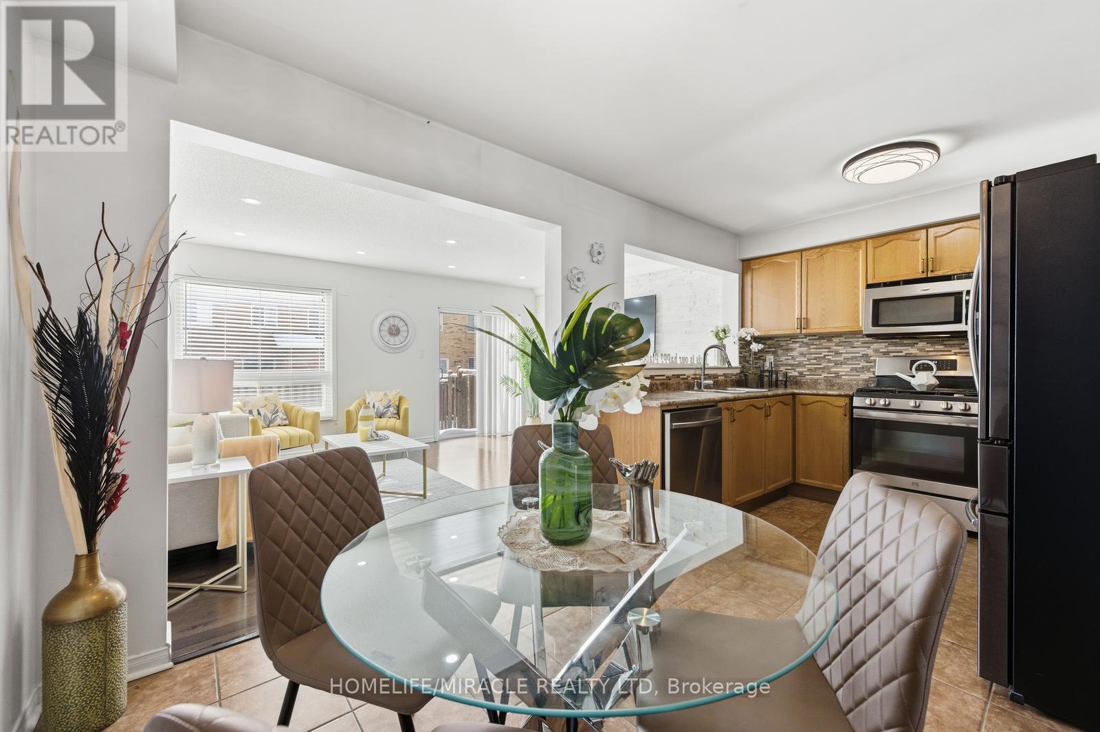 99 Spicebush Terrace, Brampton, Ontario  L6X 0J5 - Photo 19 - W12734334