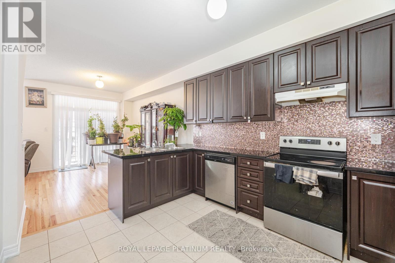 20 Haymarket Drive, Brampton, Ontario  L7A 5C3 - Photo 16 - W12734364